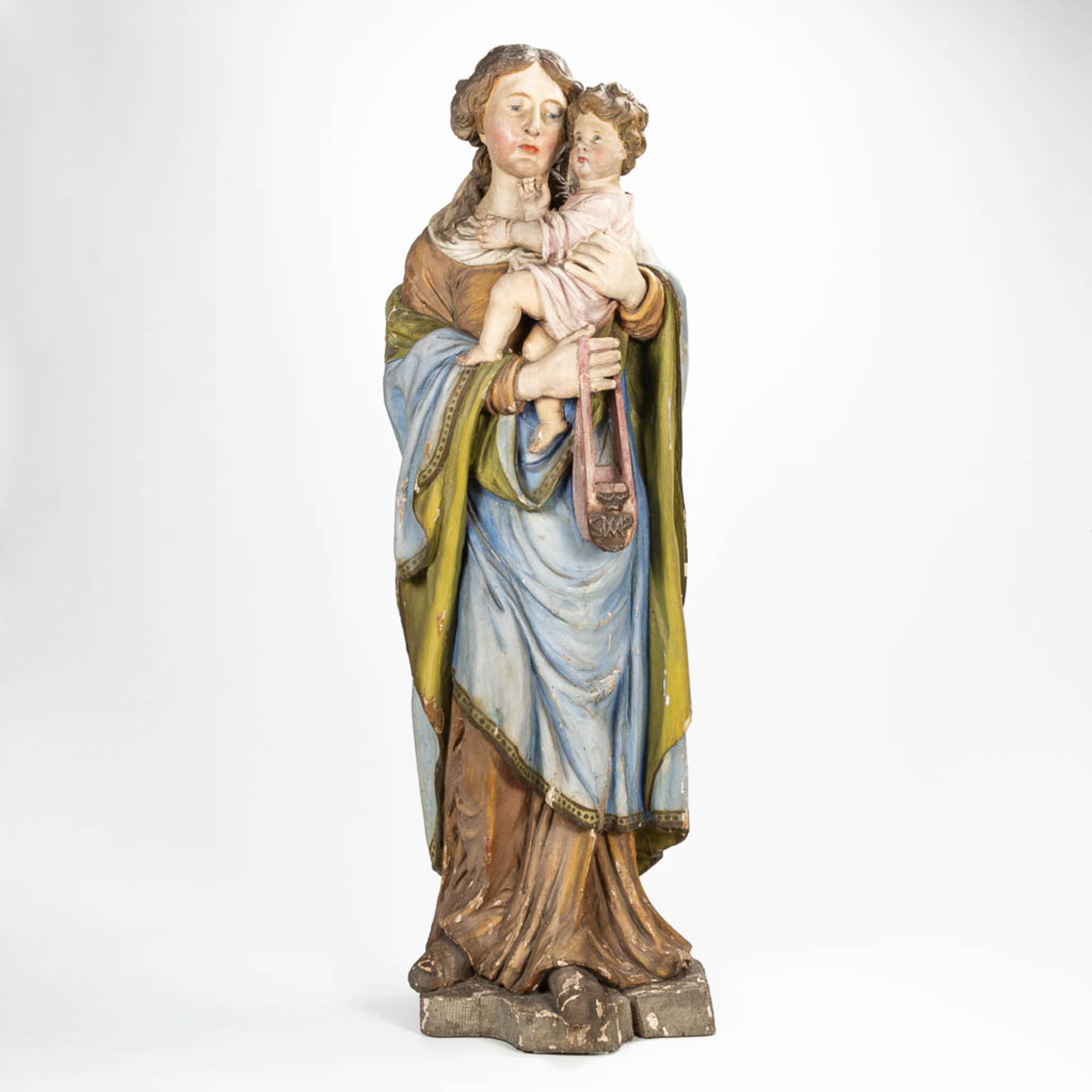 A large statue 'Madonna with child' made of sculptured oak, probably Brabant. 17th/18th century. (30