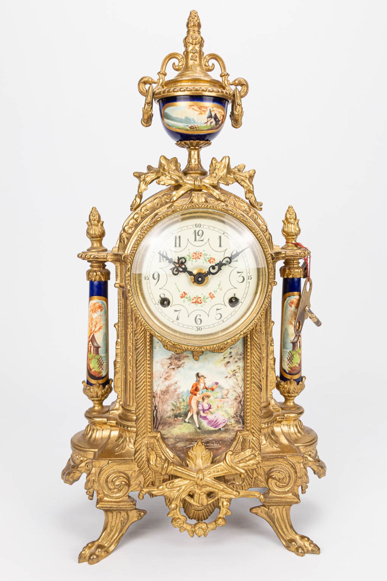 A three piece garniture clock made of bronze with porcelain. The second half of the 20th century. (1 - Bild 8 aus 11