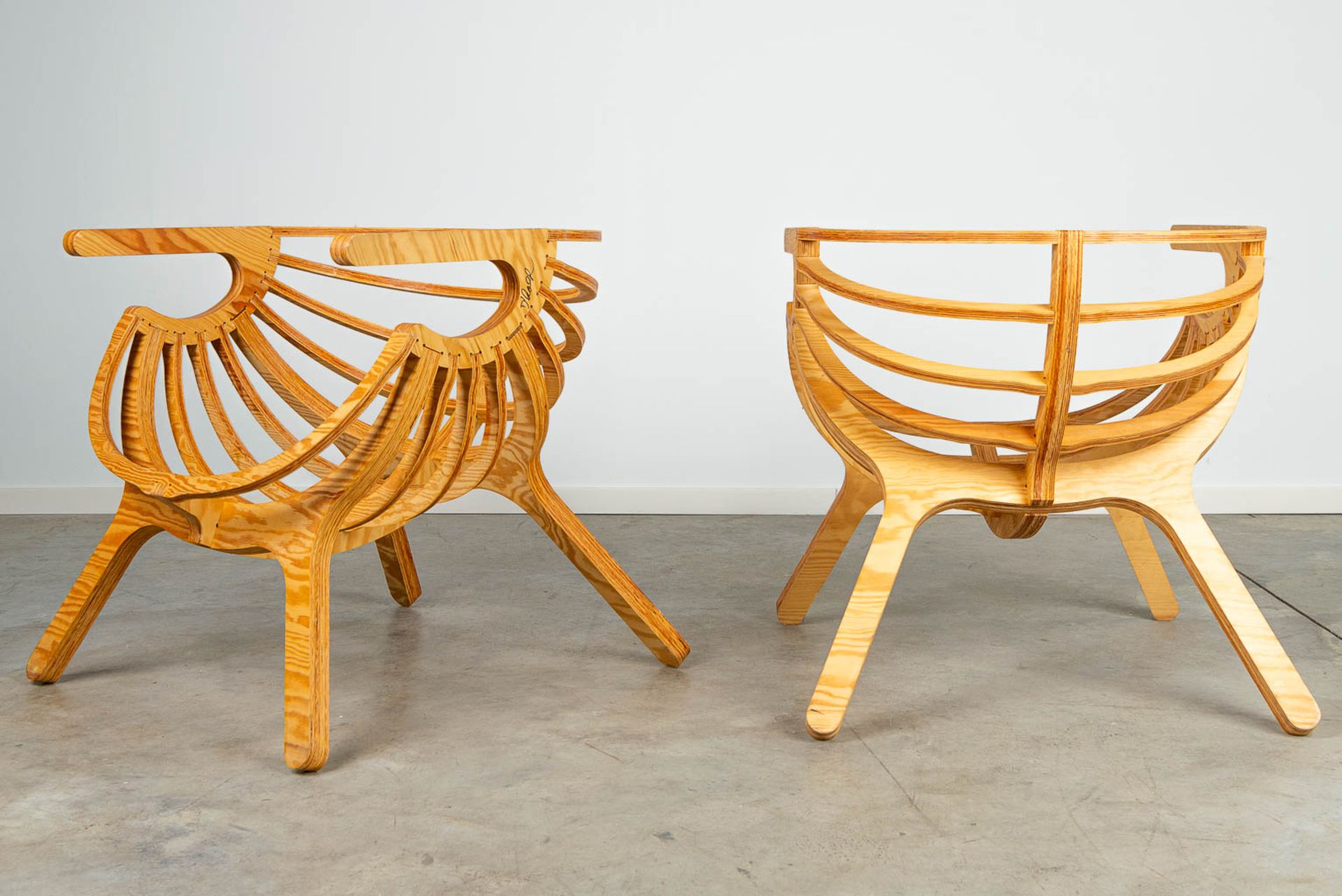 A pair of lounge chairs, made of plywood cut on the CNC machine. 21st century - Image 9 of 10