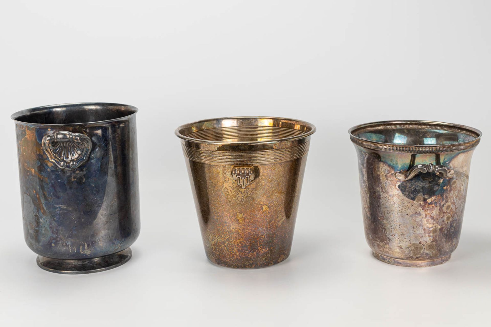 A collection of 3 silver plated champagne buckets, of which one is marked Christofle. - Image 6 of 15