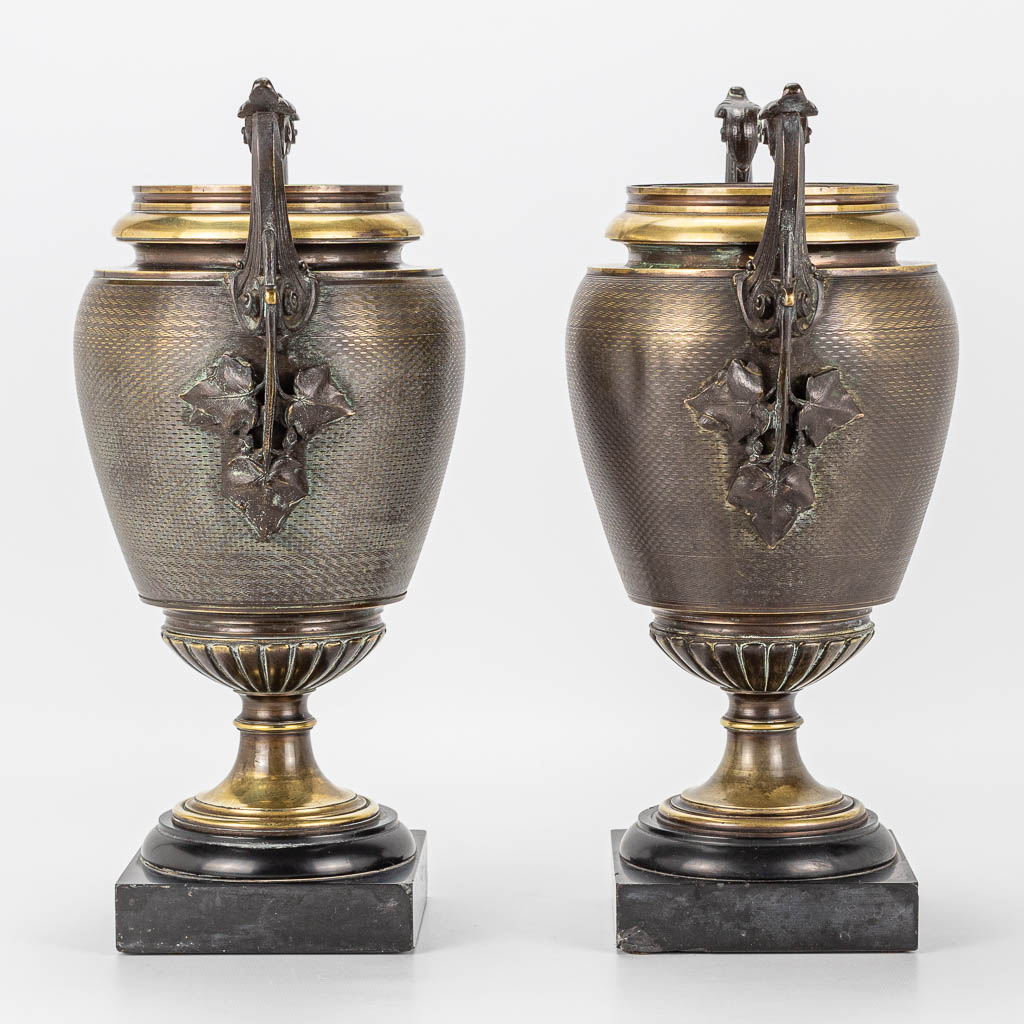 A pair of bronze cassolettes or incense burners mounted on a black marble base - Image 10 of 10
