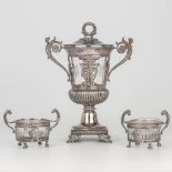 An exceptional ice-pail and two pots, made of silver in France. First half of the 19th century.
