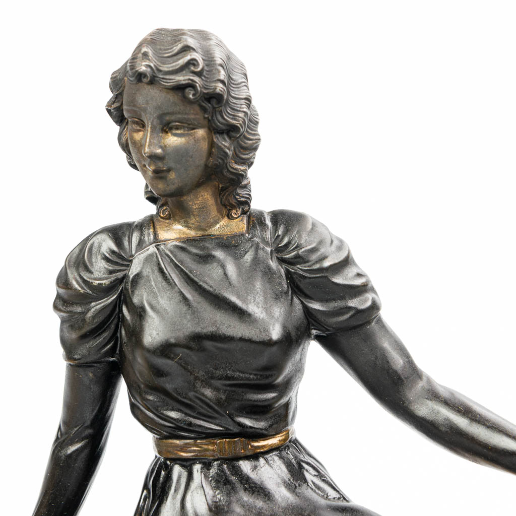 A satue made of spelter and onyx in art deco style - Image 7 of 12