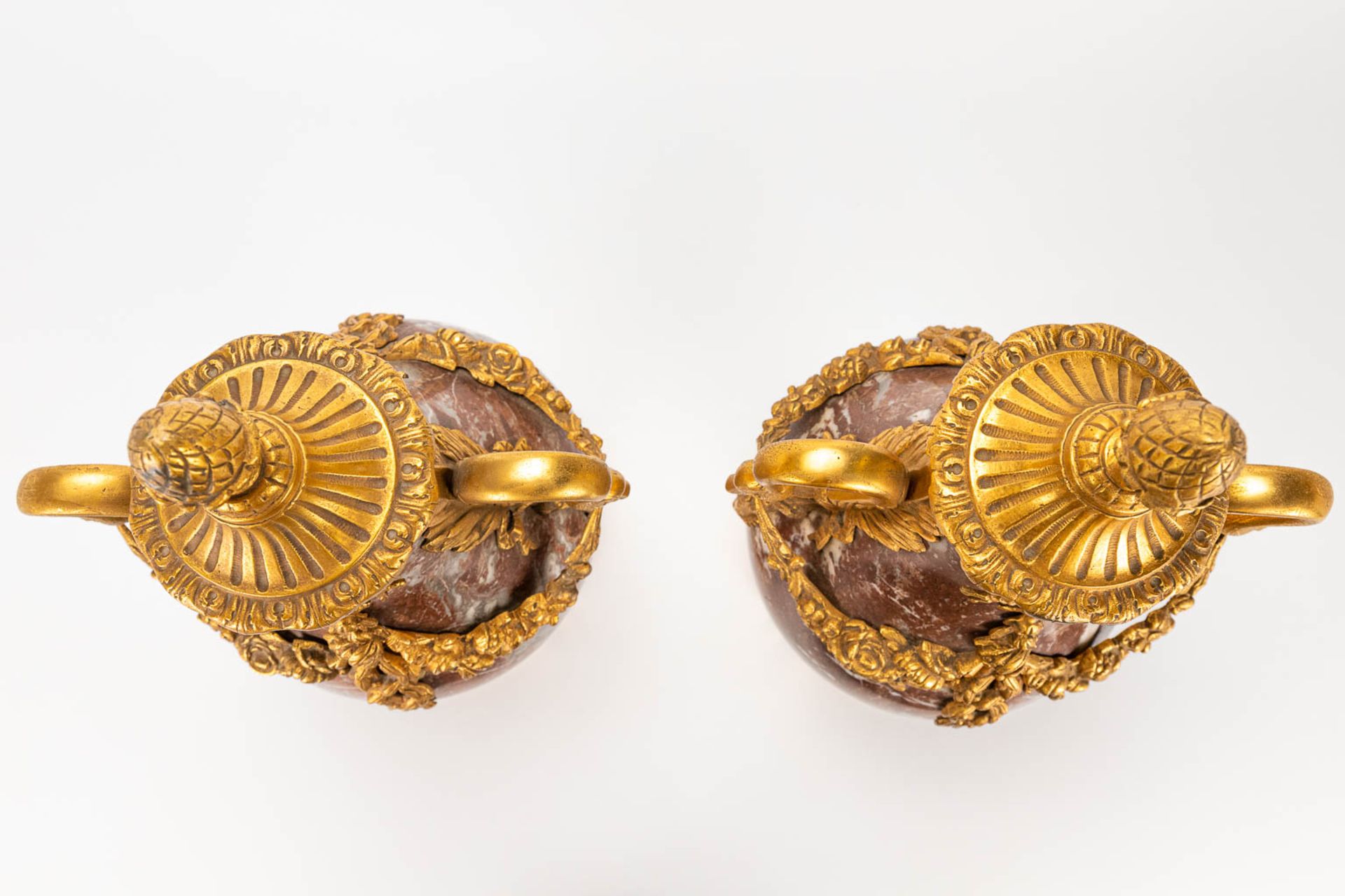 A pair of cassolettes made of marble and mounted with gilt bronze. - Image 3 of 10