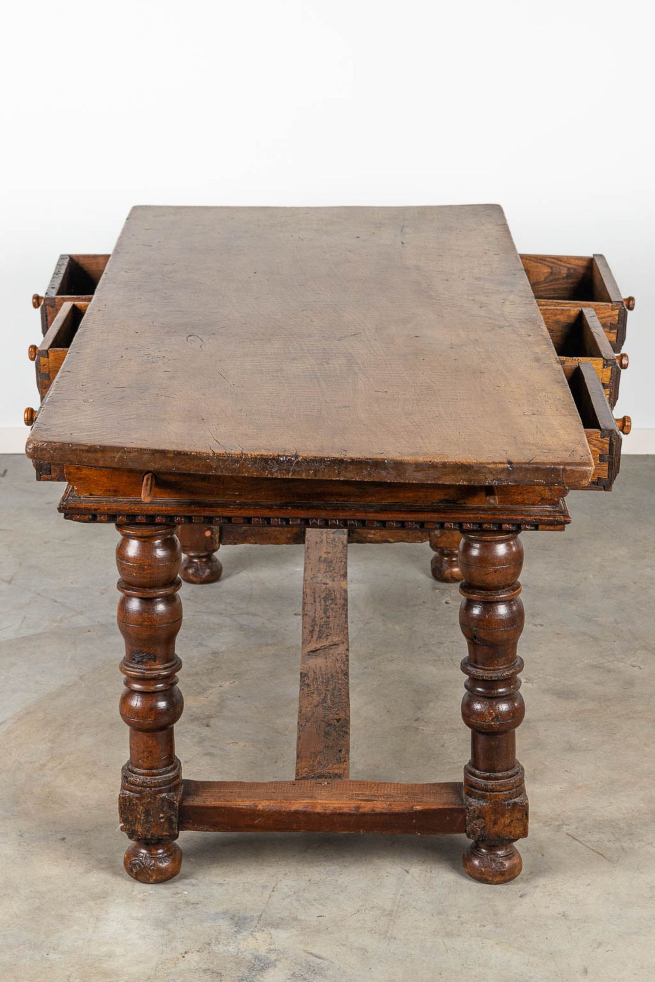 An antique table with 6 drawers, made during the 17th century. - Image 12 of 12