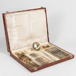 A box with silver-plated cutlery and marked Wiskemann, with 49 pieces in total.