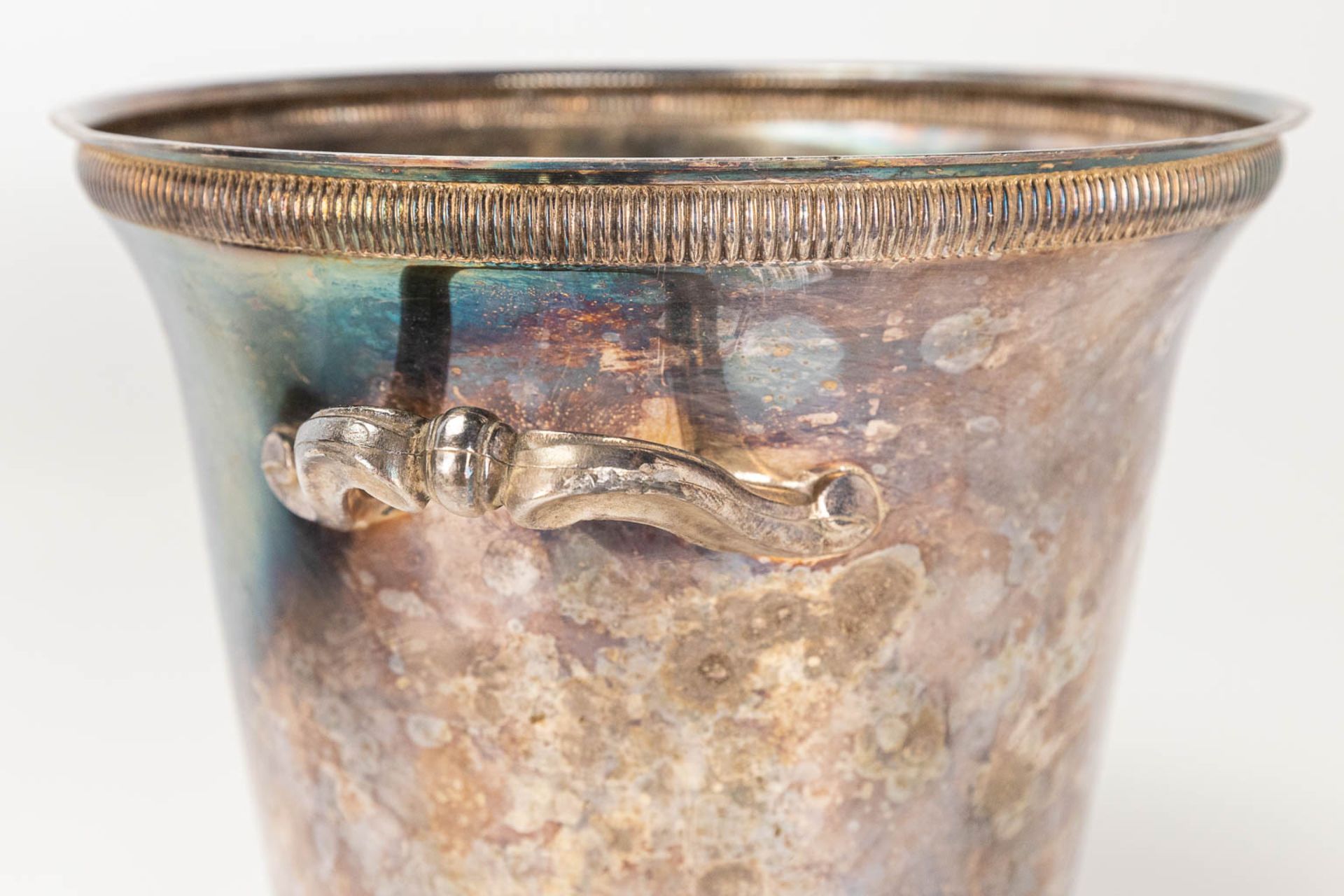 A collection of 3 silver plated champagne buckets, of which one is marked Christofle. - Image 11 of 15