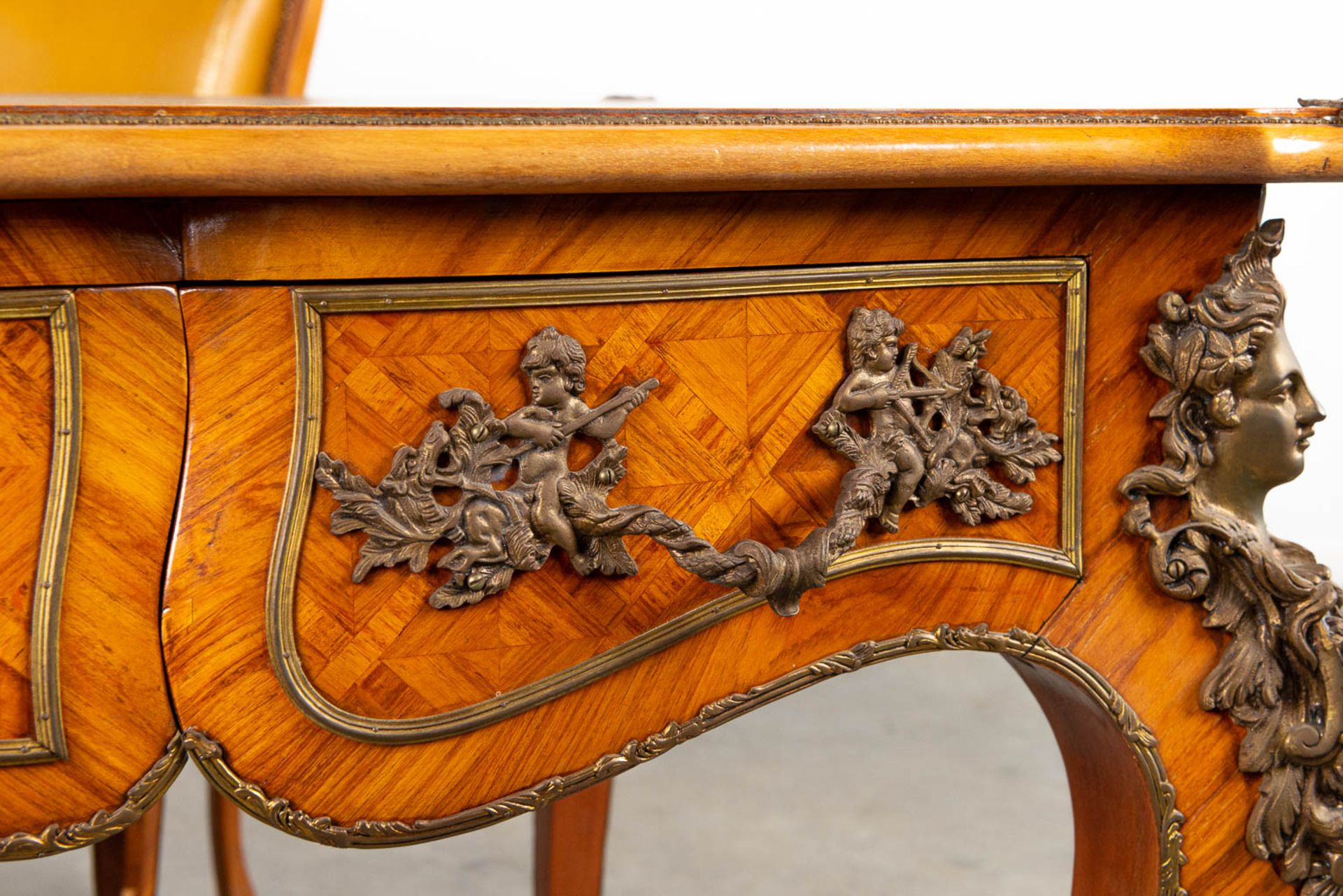 A desk and chair, mounted with bronze in Louis XV style and finished with marquetry bronze and leath - Image 9 of 18
