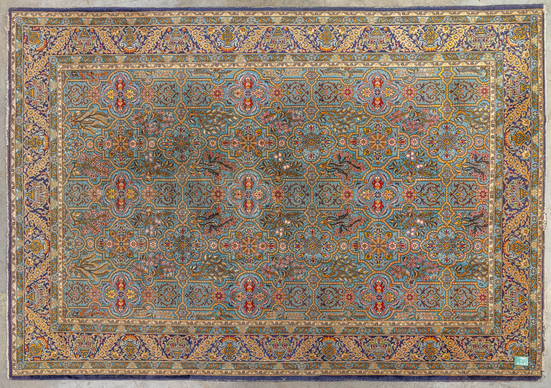 An Oriental hand-made carpet, Bakhtiar. (232 x 340 cm) - Image 6 of 7