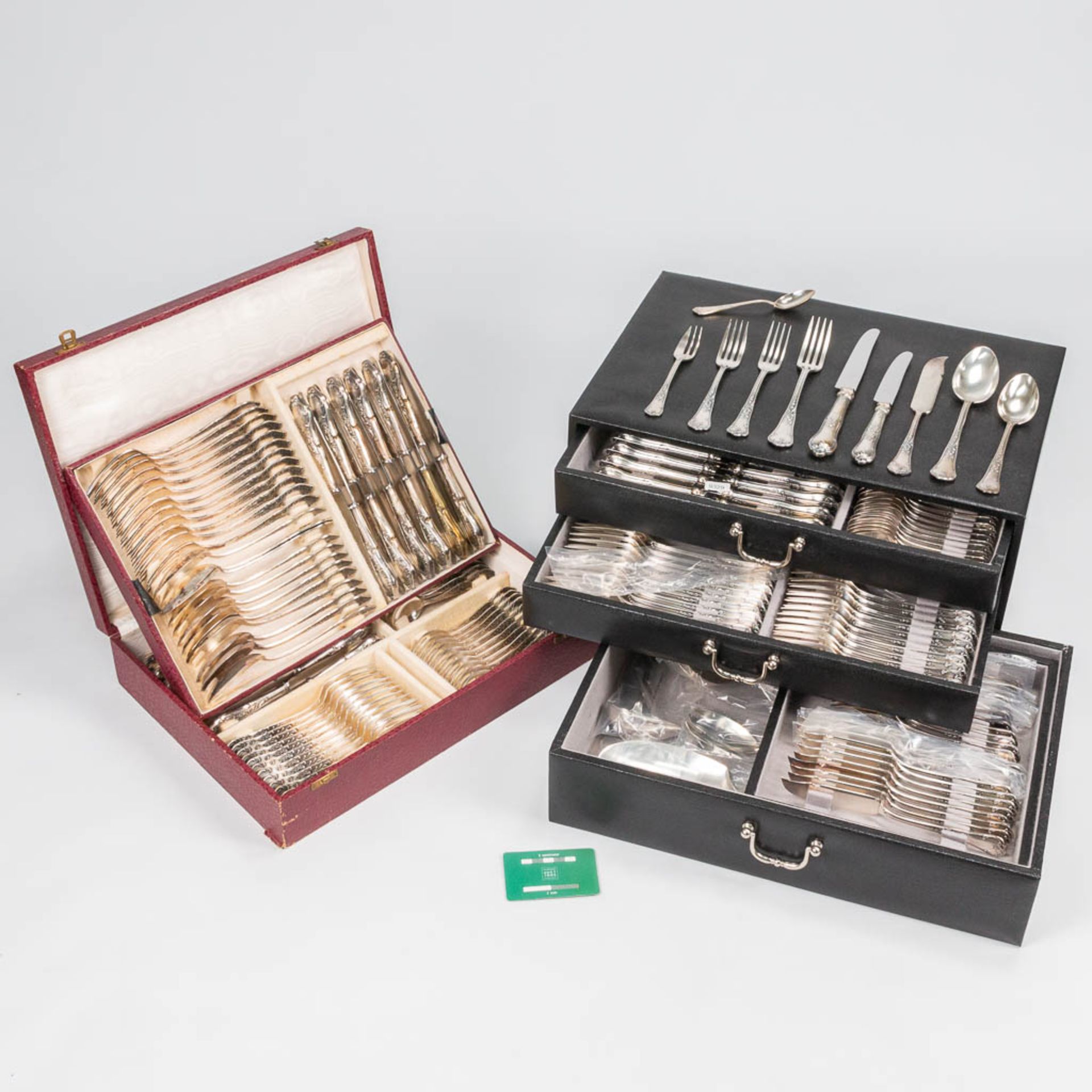 A collection of 2 silver plated cutlery sets of which 1 is marked Wiskemann, model 'Fleury'.  - Bild 4 aus 12
