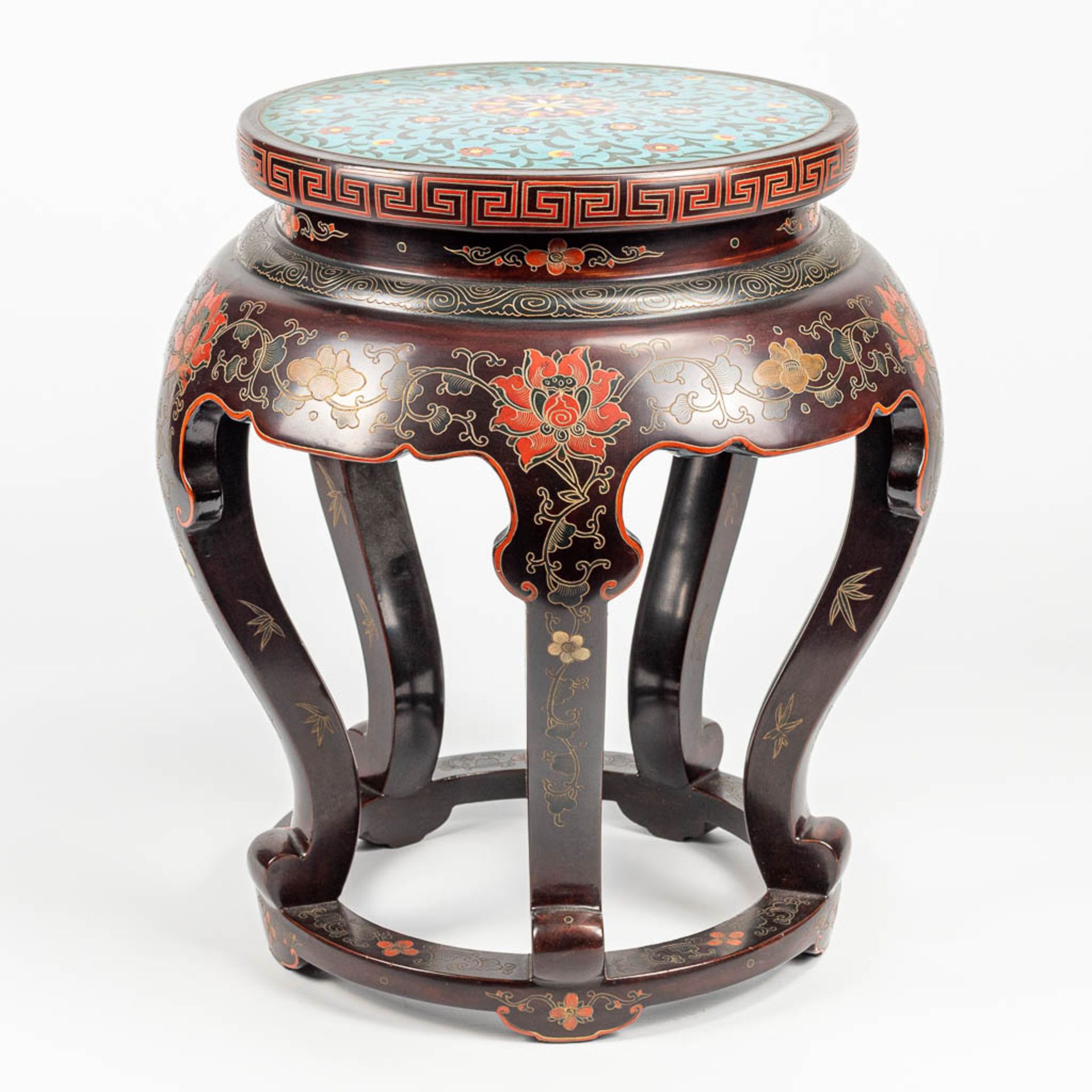 A side table decorated with flowers and finished with cloisonnŽ. - Image 5 of 10