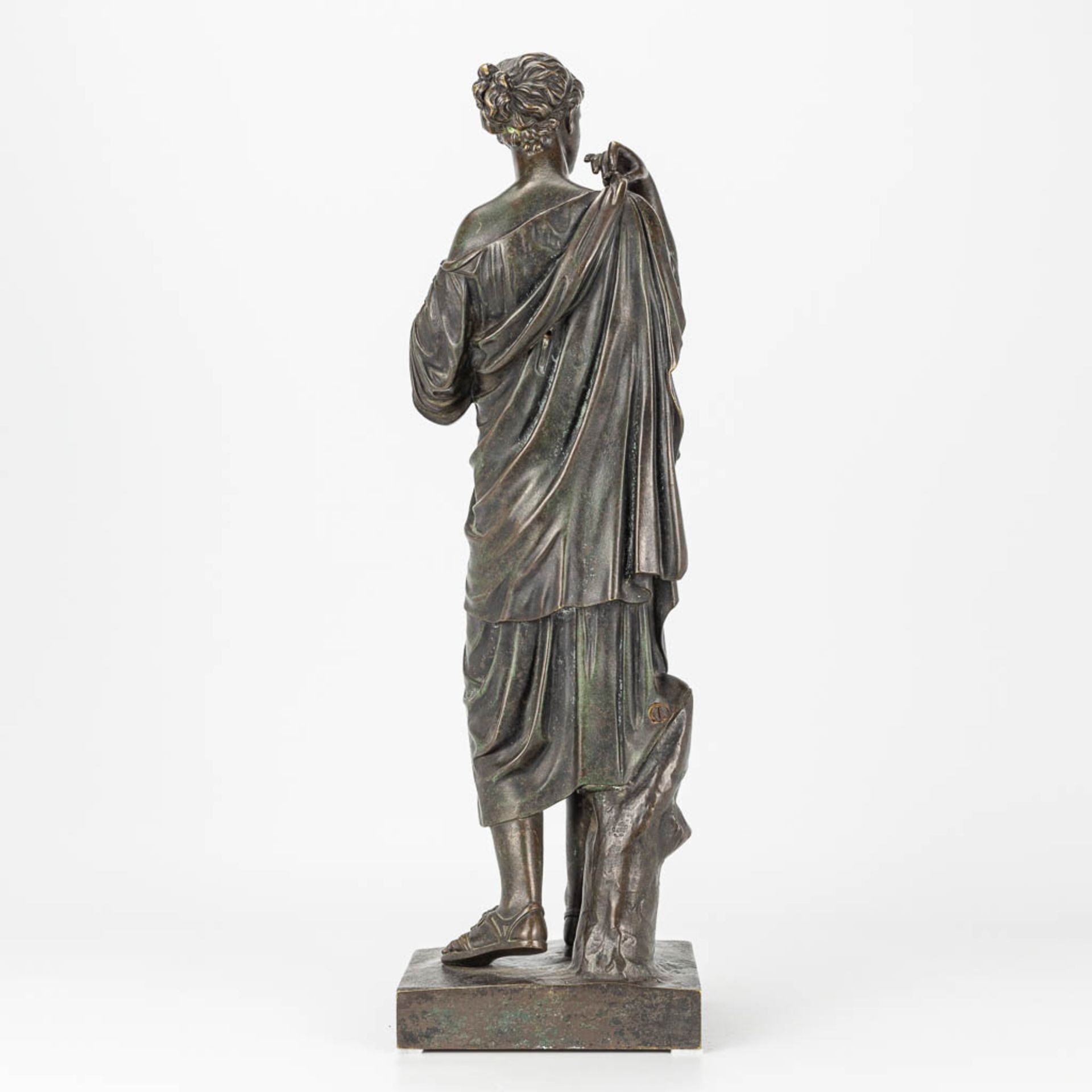 A bronze statue of Diana de Gabii and marked Gauthier& Cie. 19th century.  - Bild 6 aus 11
