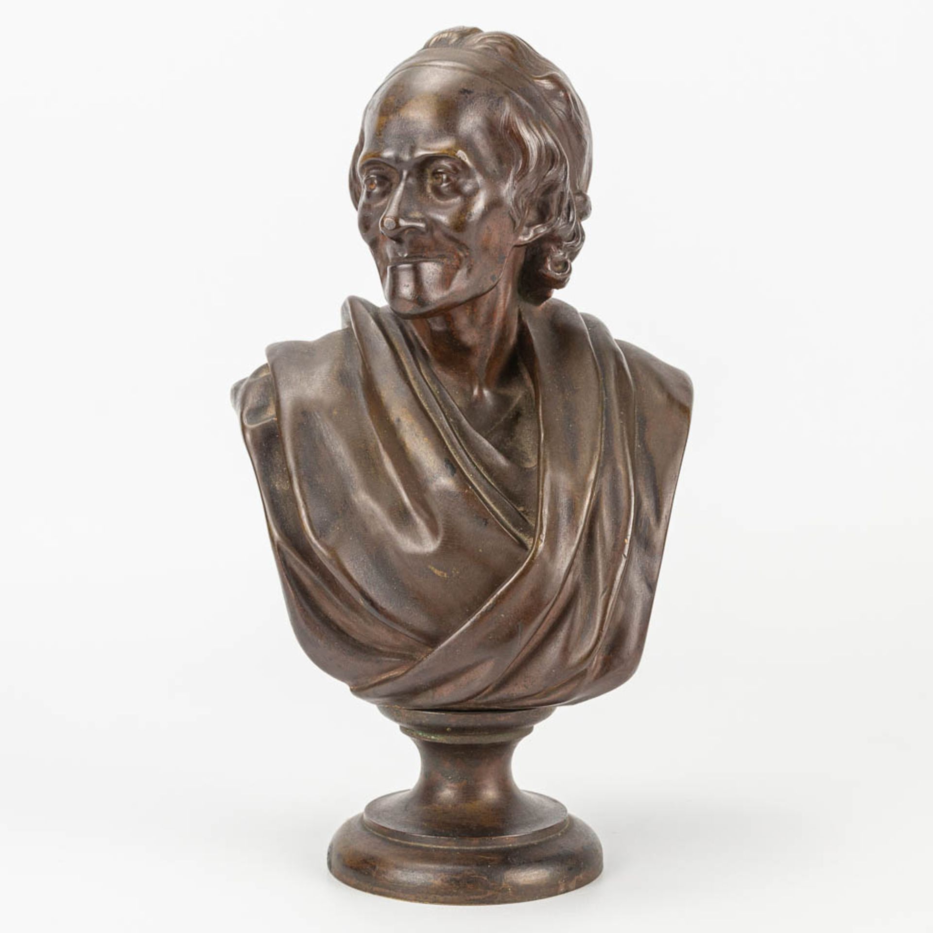 A bust of Voltaire made of bronze. 19th century. - Image 3 of 9