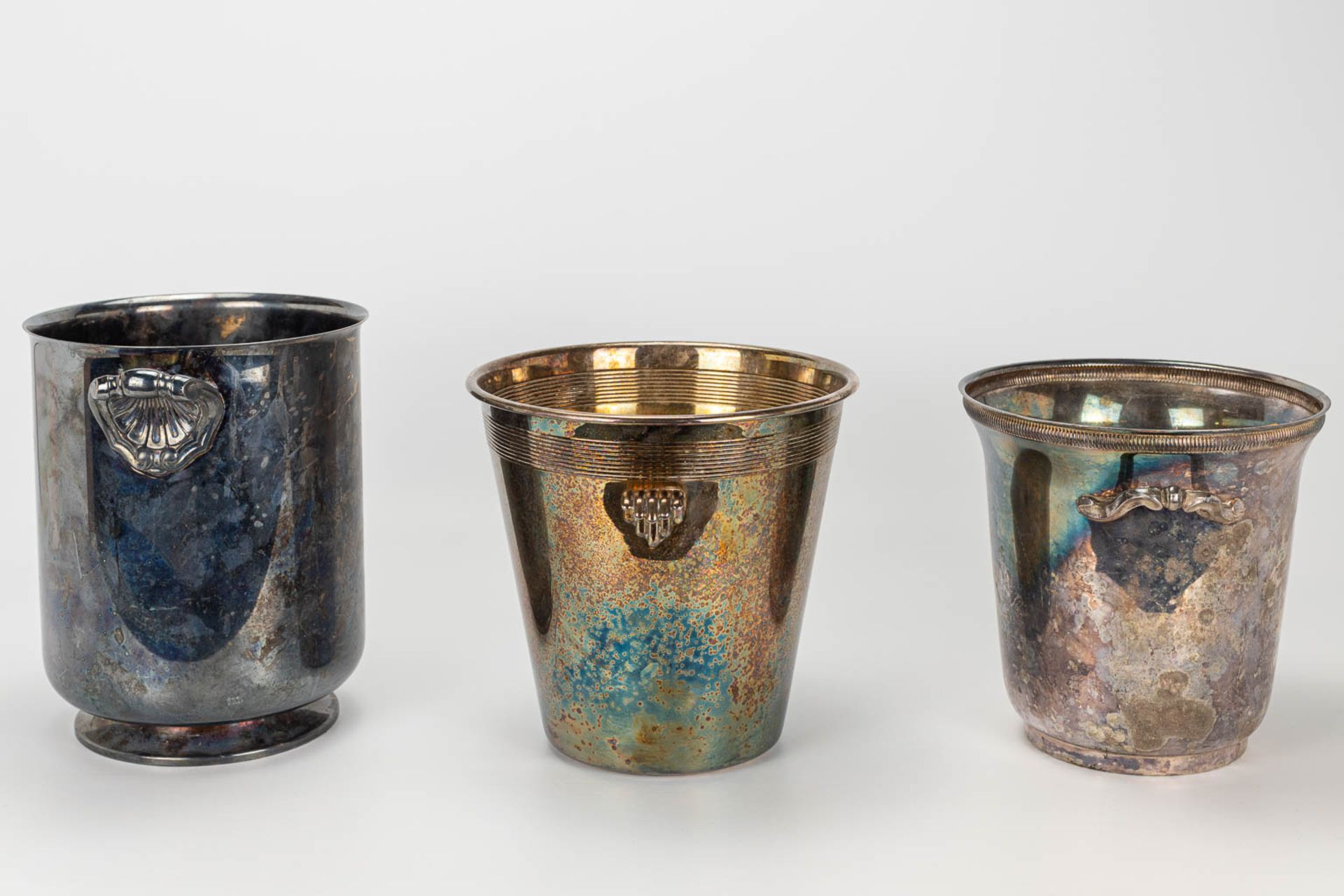 A collection of 3 silver plated champagne buckets, of which one is marked Christofle. - Image 8 of 15