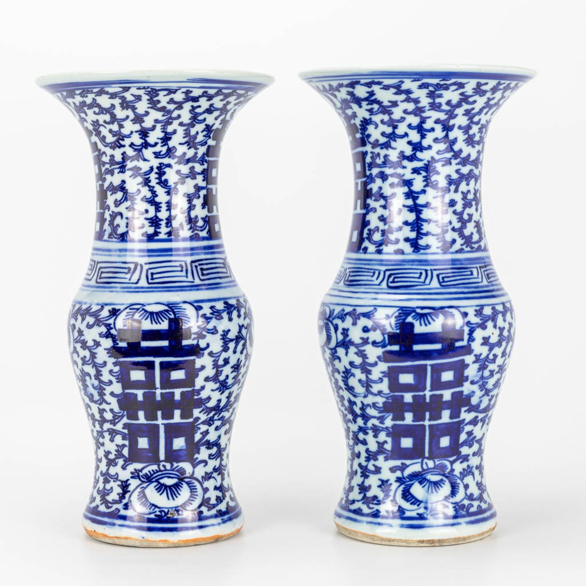 A pair of vases made of Chinese blue-white porcelain with 'Double Xi-sign' symbols of happiness. - Image 10 of 13