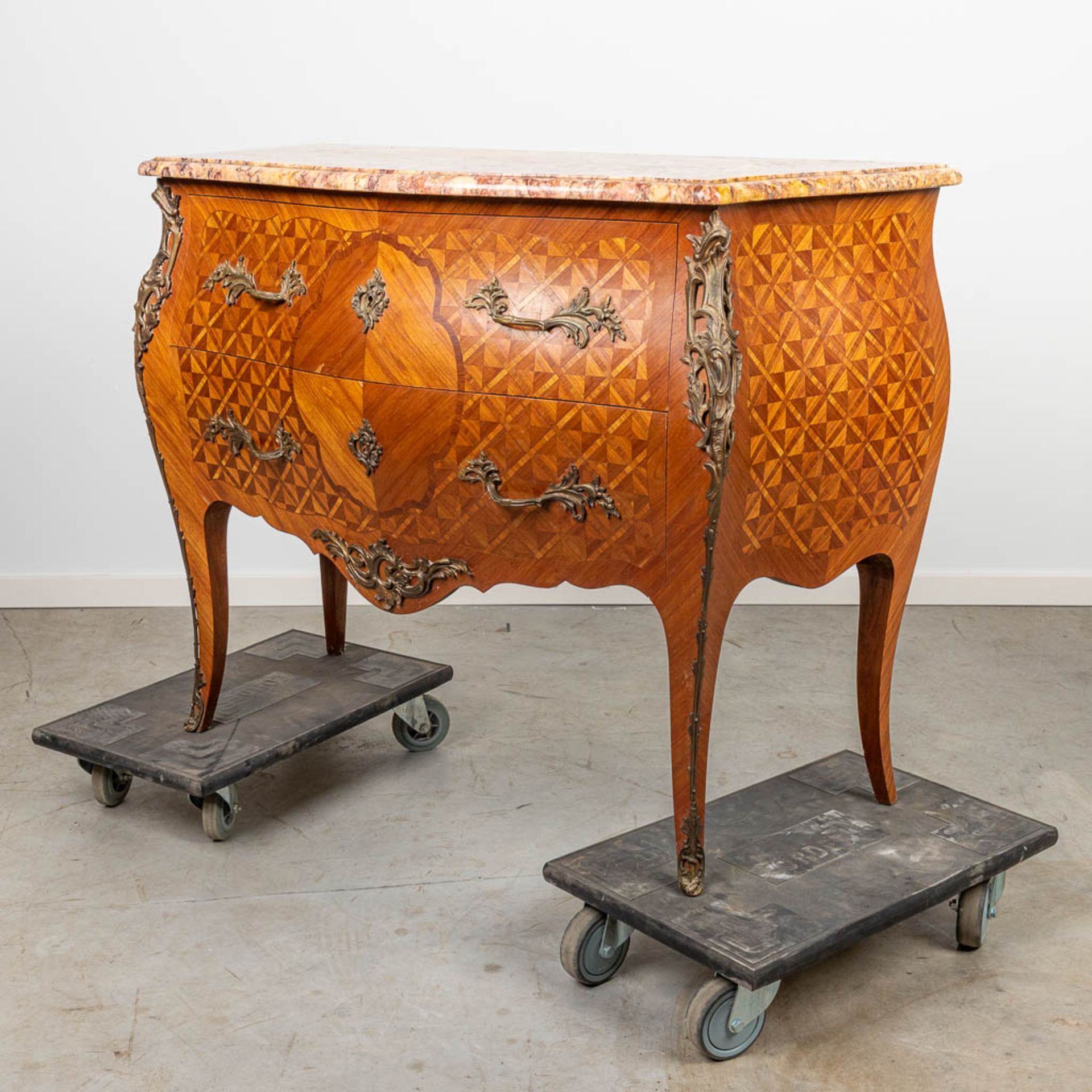 A commode with a marble top and finished with bronze in Louis XV style. - Image 10 of 12