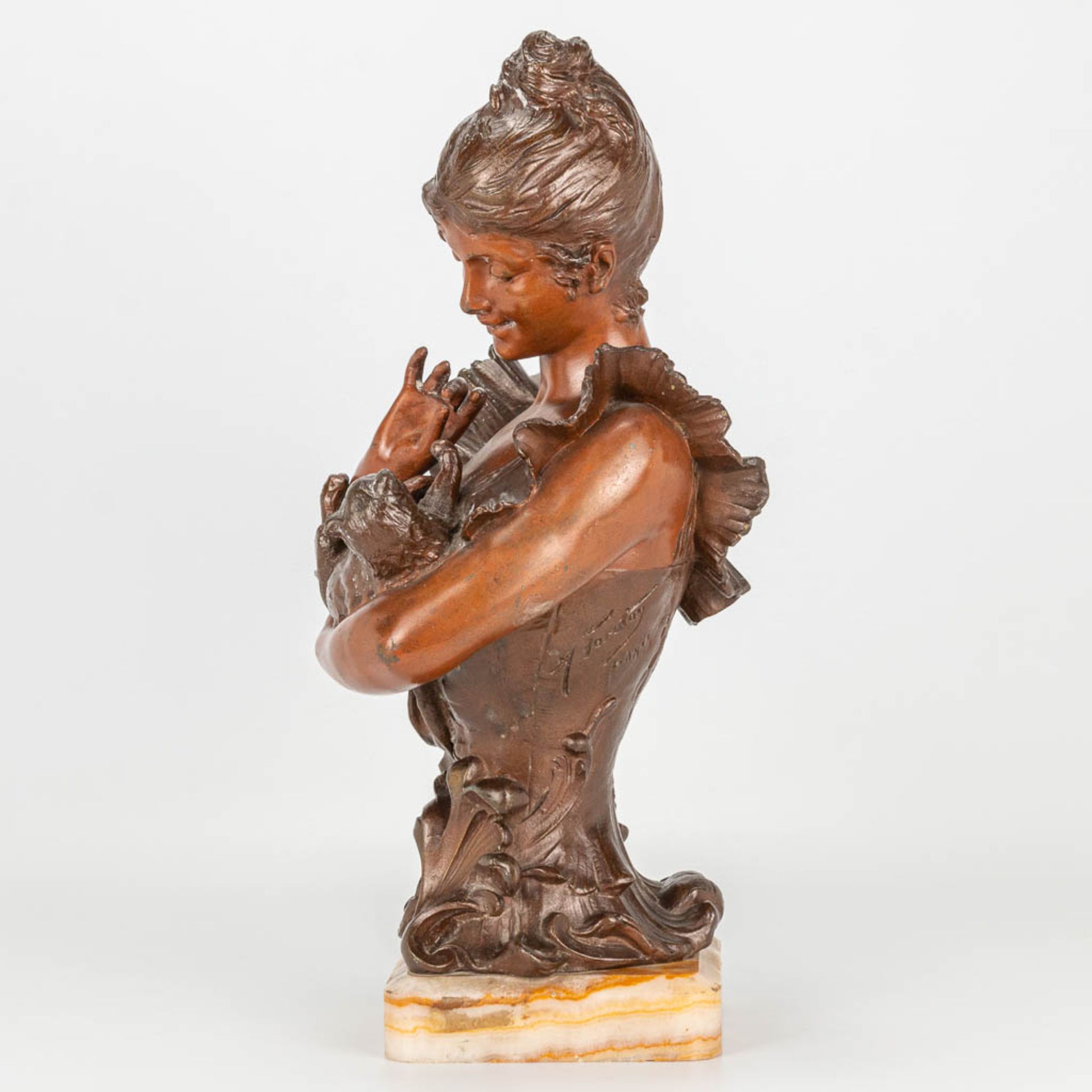 Alfred Jean FORETAY (1861-1944) 'Taquinerie' a bronze figurine of a lady with her cat. - Image 3 of 13