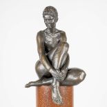 IrŽnŽe DURIEZ (1950) 'Sitting Naked', a bronze statue.