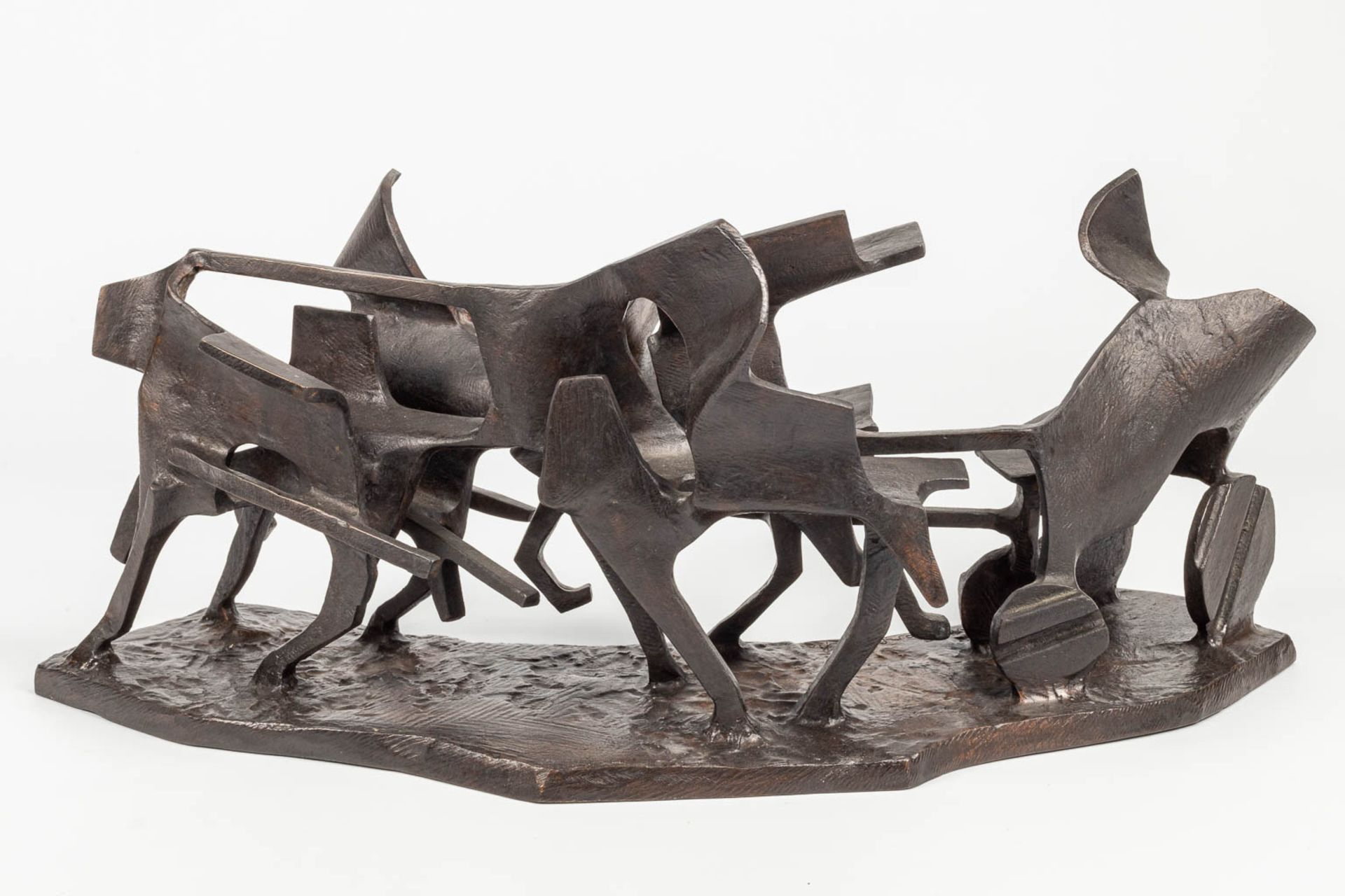 Fernand VANDERPLANCKE (1938) 'Vierspan' an abstract bronze statue of a horse-drawn carriage - Image 8 of 12