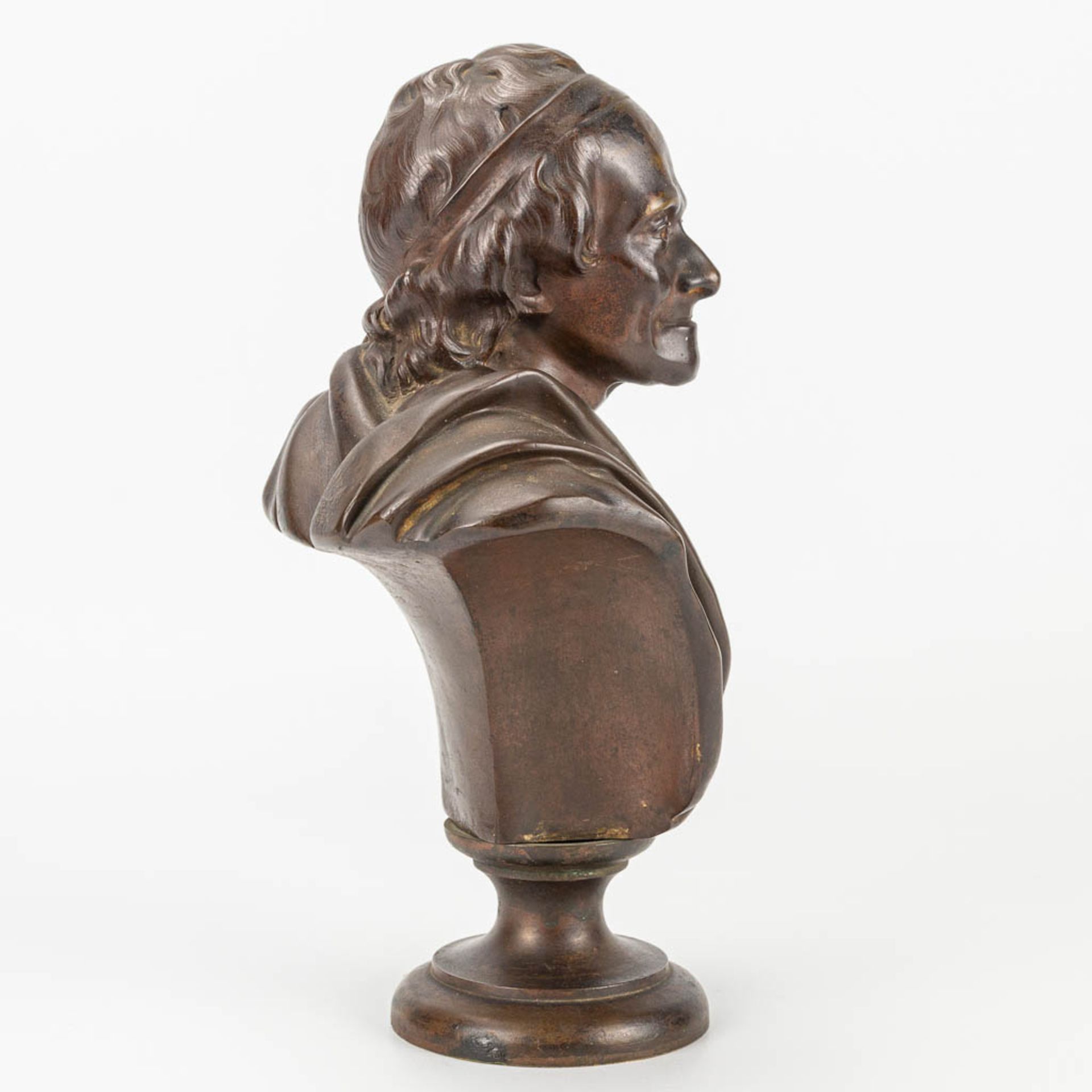 A bust of Voltaire made of bronze. 19th century. - Image 2 of 9