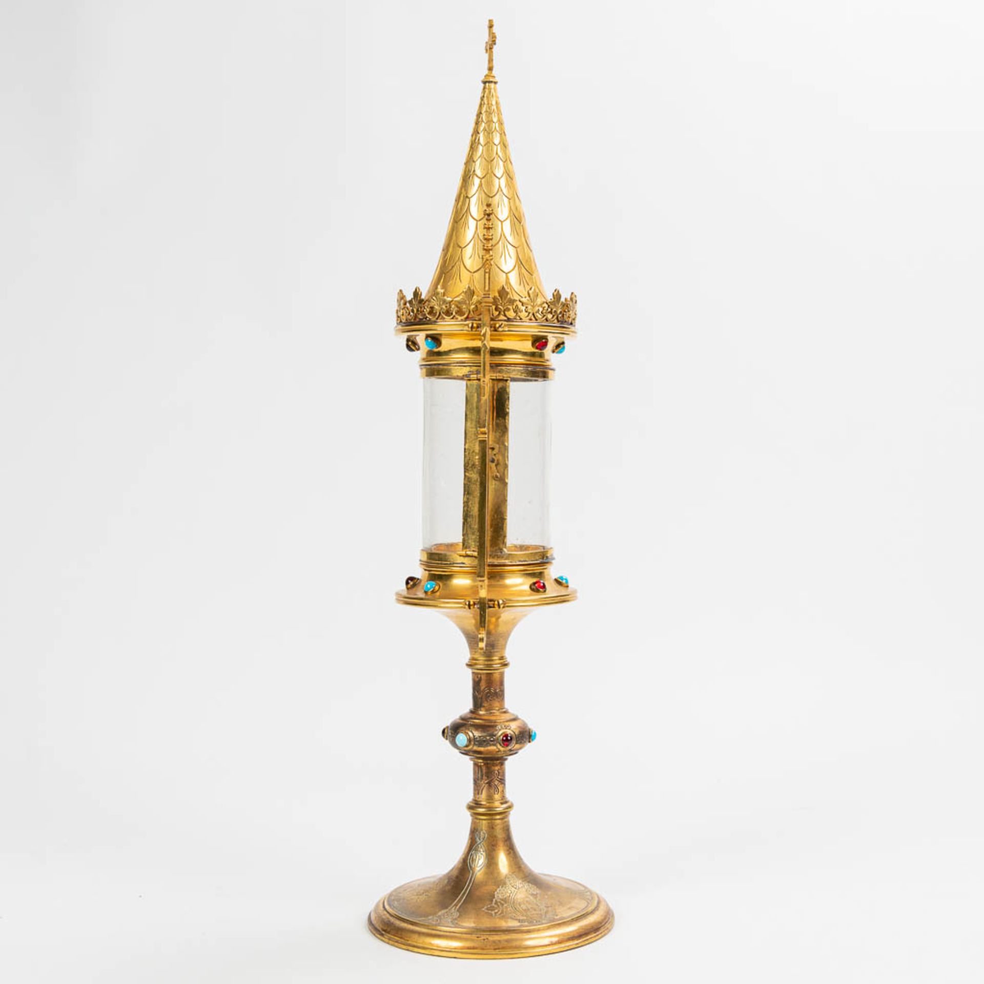 A monstrance, made of brass and glass in neogothic style - Image 3 of 12