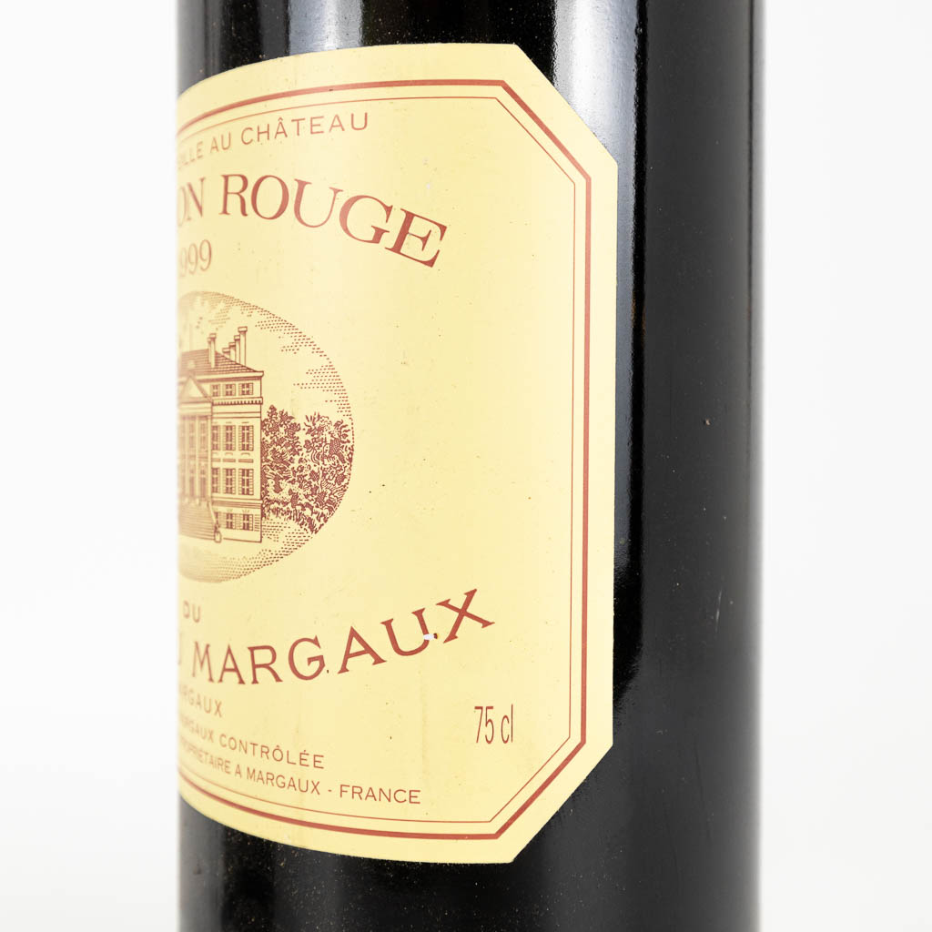 A collection of 3 bottles Pavillion Rouge du Ch‰teau Margaux 1999 - Image 3 of 7