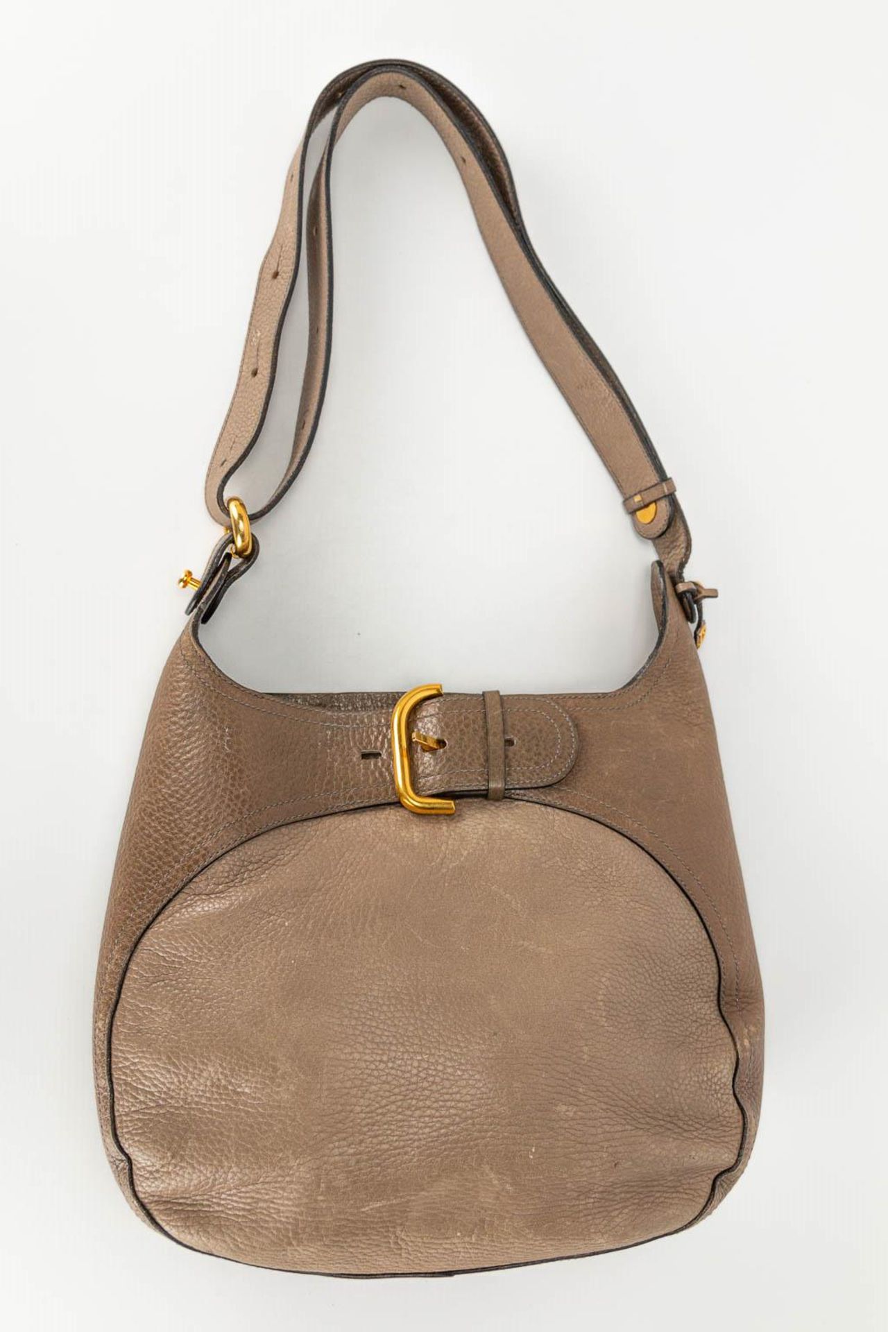 A purse made of brown leather and marked Delvaux. - Image 16 of 16