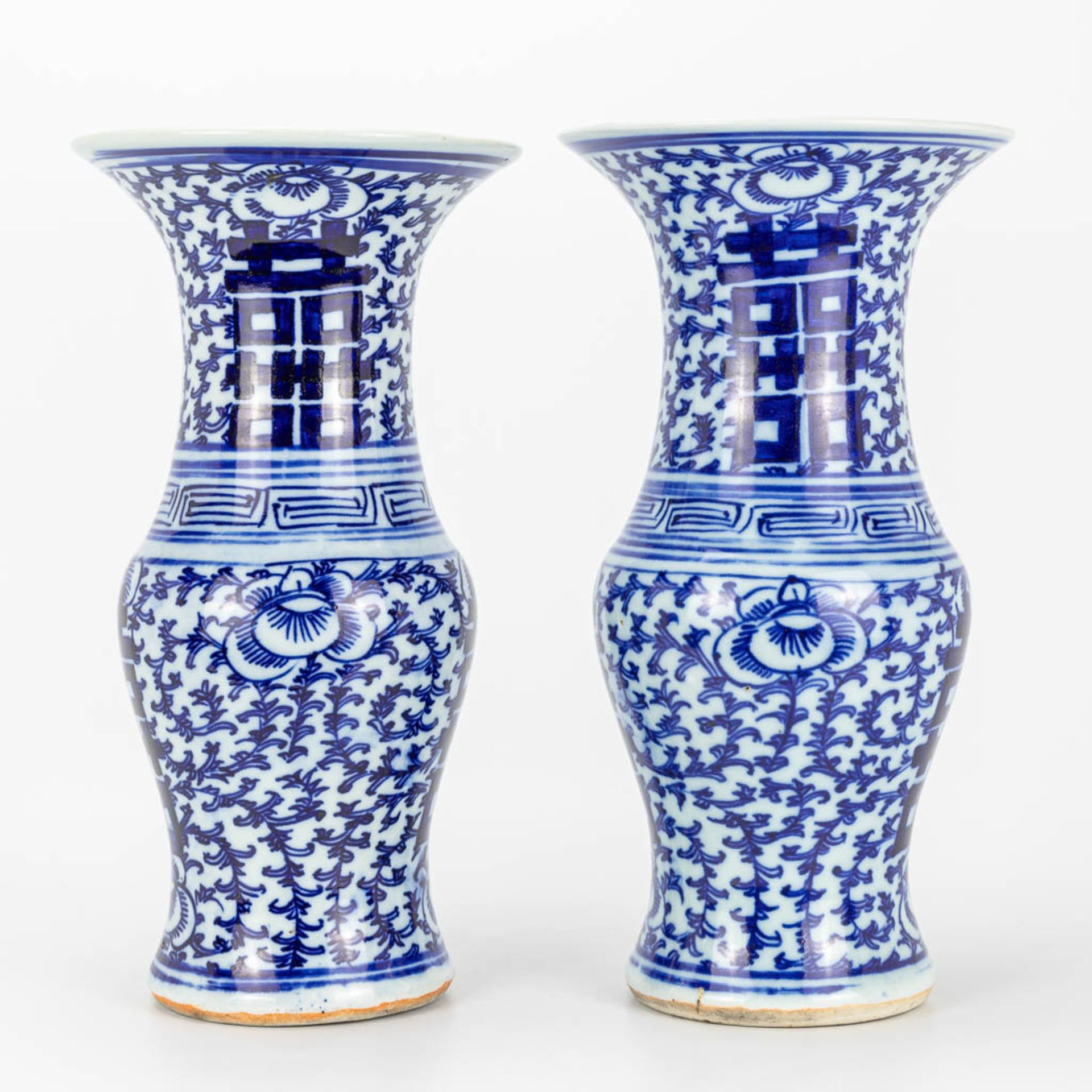A pair of vases made of Chinese blue-white porcelain with 'Double Xi-sign' symbols of happiness. - Image 9 of 13
