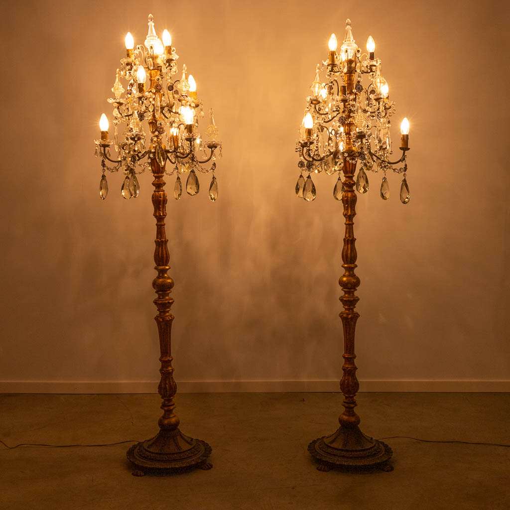 A pair of sculptured wood floor lamps or standing lamps made around 1970 in Italy. - Image 5 of 13