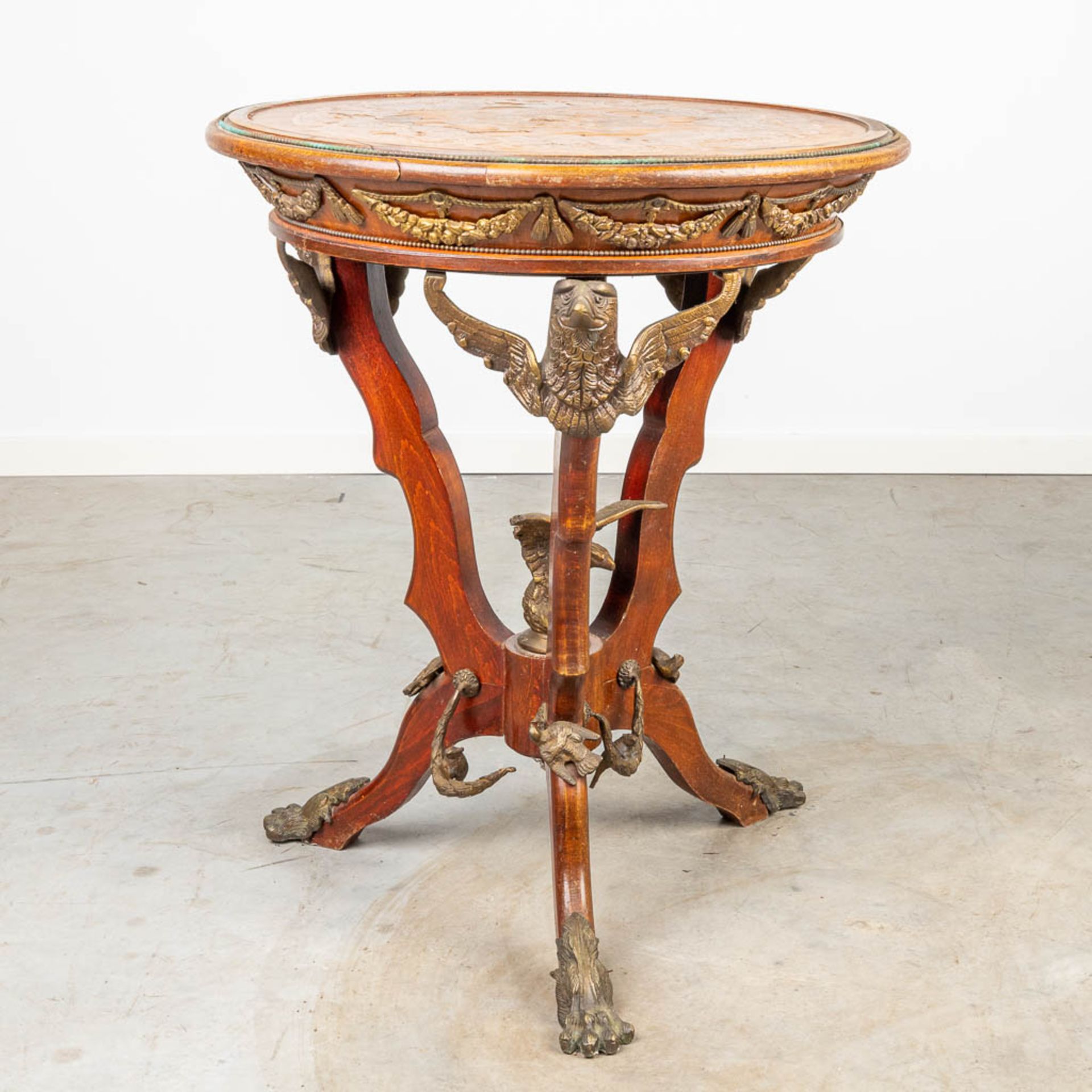 A side table inlaid with marquetry and mounted with bronze. - Image 3 of 12