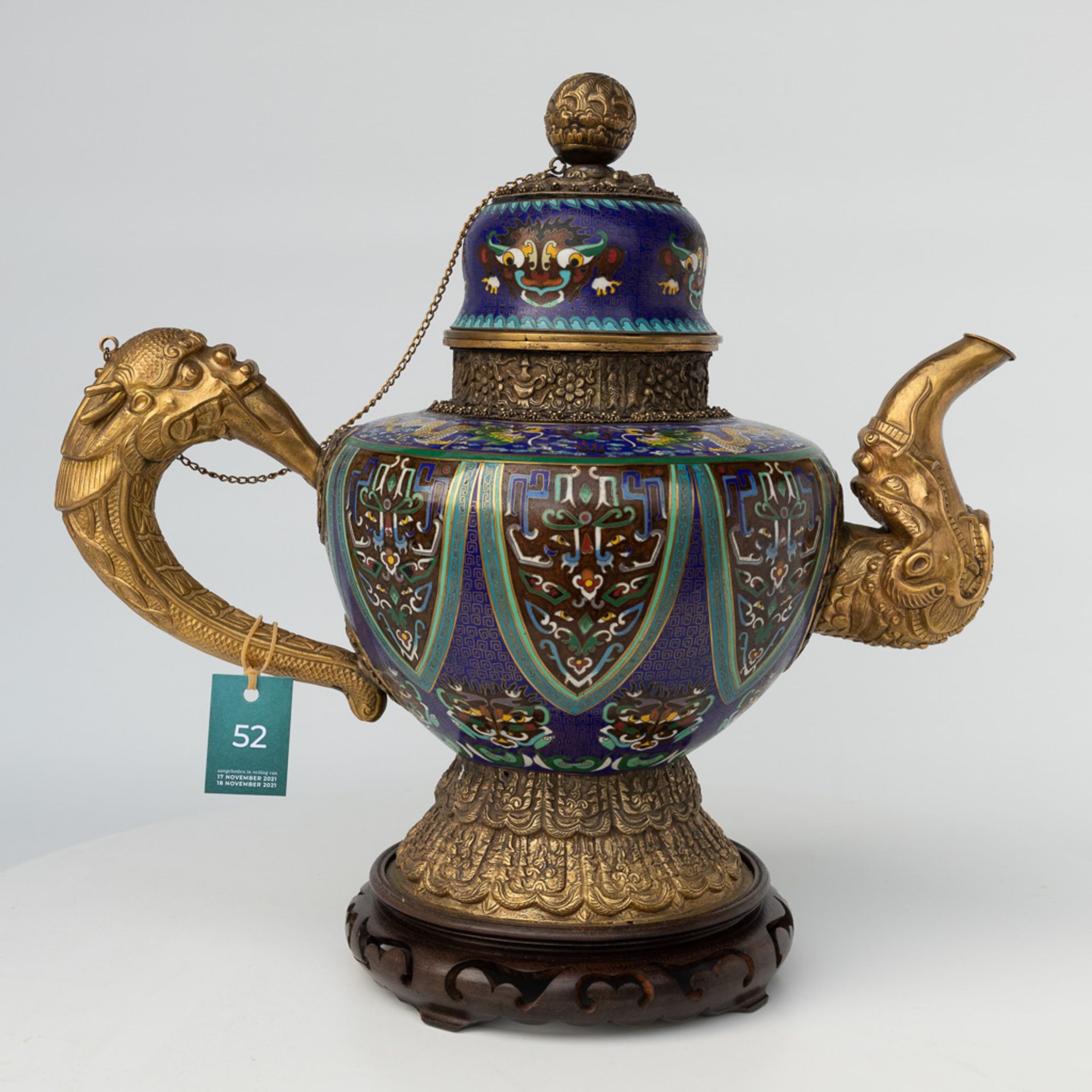 A Tibetan ceremonial ewer made of gilt bronze and finished with cloisonnŽ bronze. - Image 17 of 18