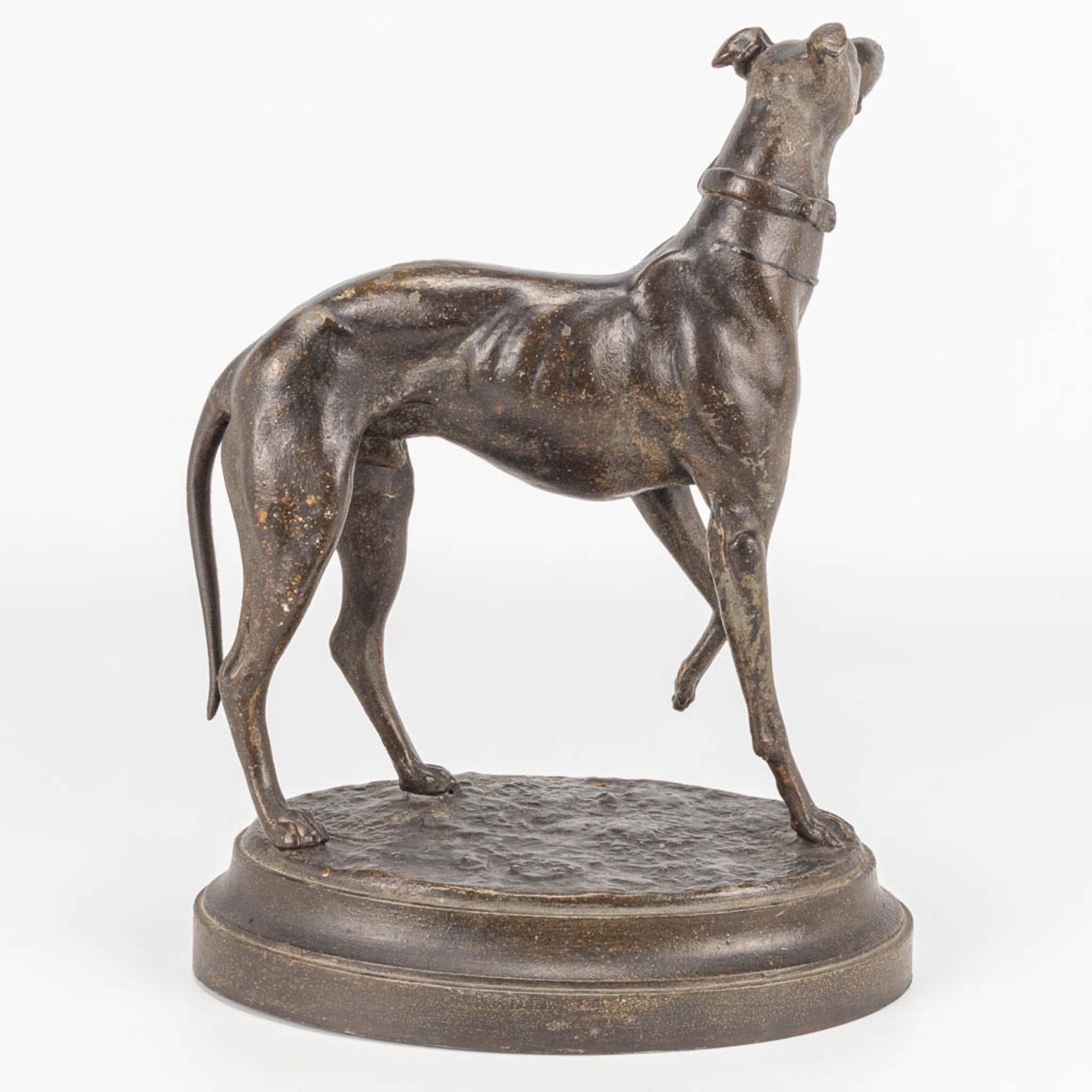 A statue of a greyhound made of spelter, Illegibly signed.  - Bild 8 aus 12