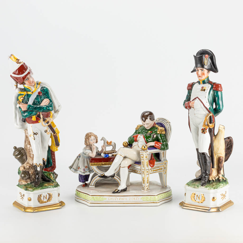 A collection of 3 porcelain figurines of Napoleon Bonaparte, of which one is marked 'Chut! Papa Dort