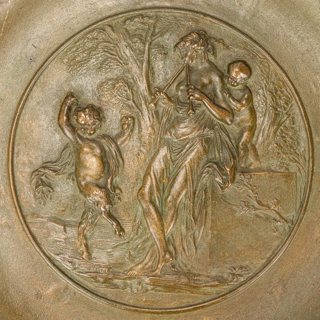 A bronze bowl with images of a Satyr child, in the style of Clodion. 19th century. - Image 8 of 8