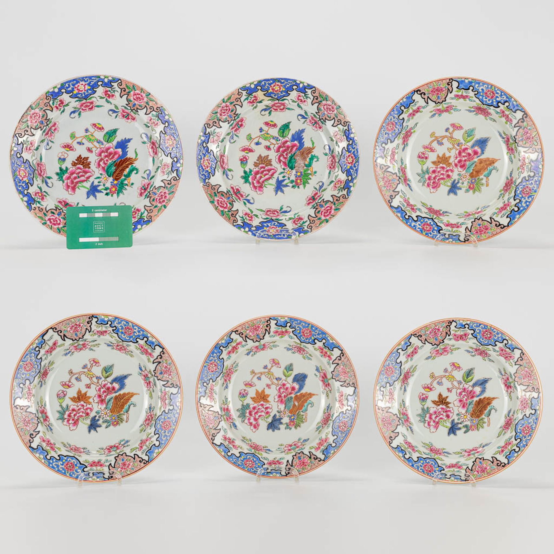 A collection of 6 'Famille Rose' plates made of Chinese porcelain. - Image 4 of 13