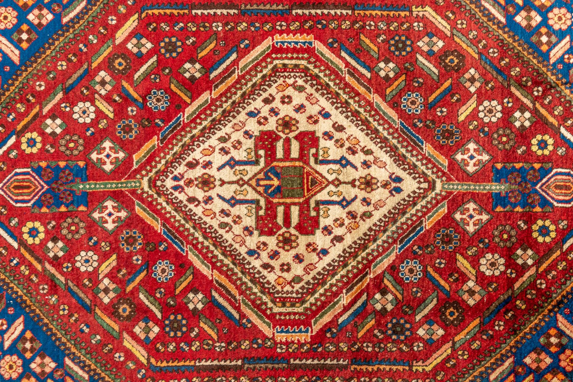 An Oriental hand-made carpet. Klardasht. (205 x 152 cm) - Image 2 of 6