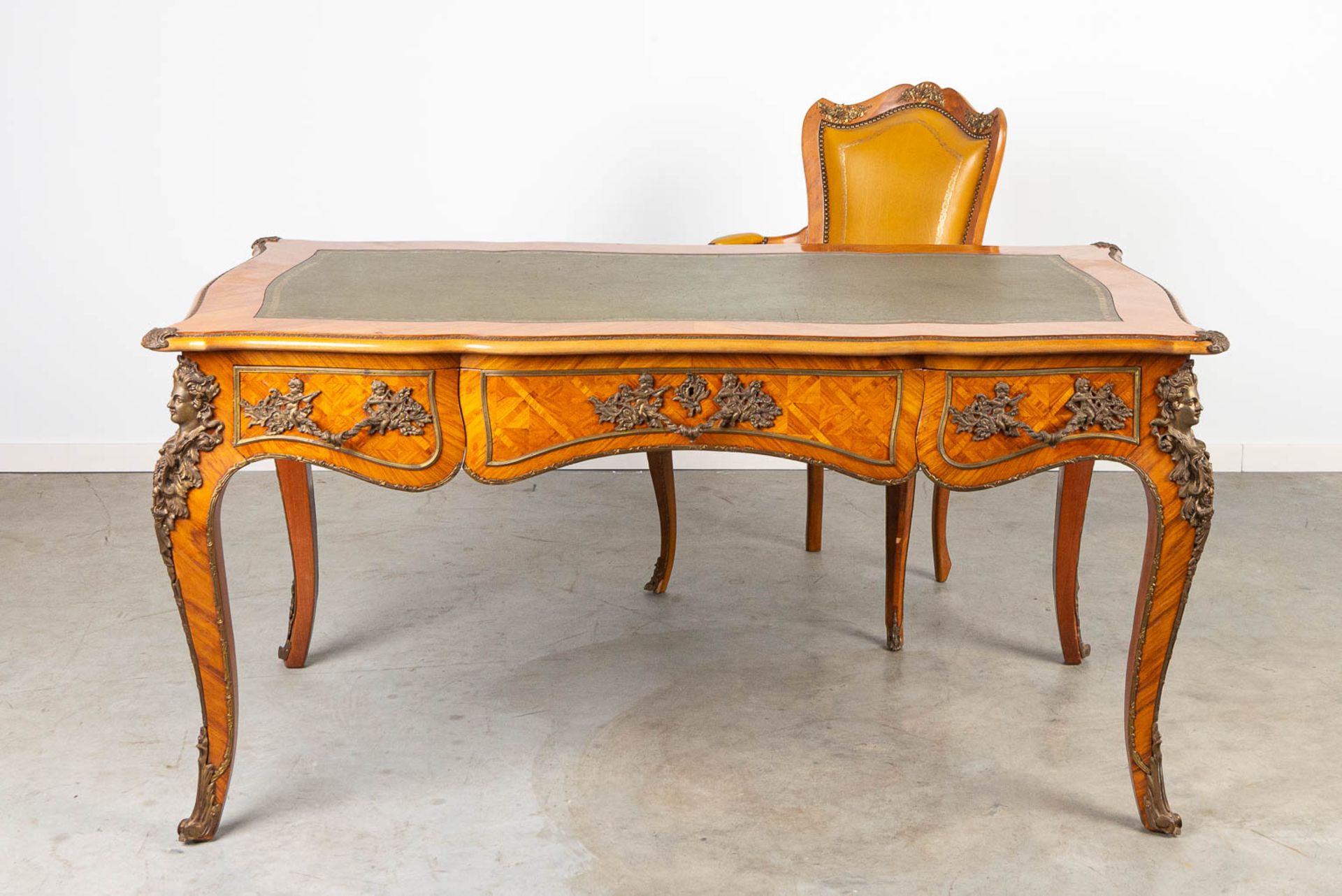 A desk and chair, mounted with bronze in Louis XV style and finished with marquetry bronze and leath - Image 11 of 18