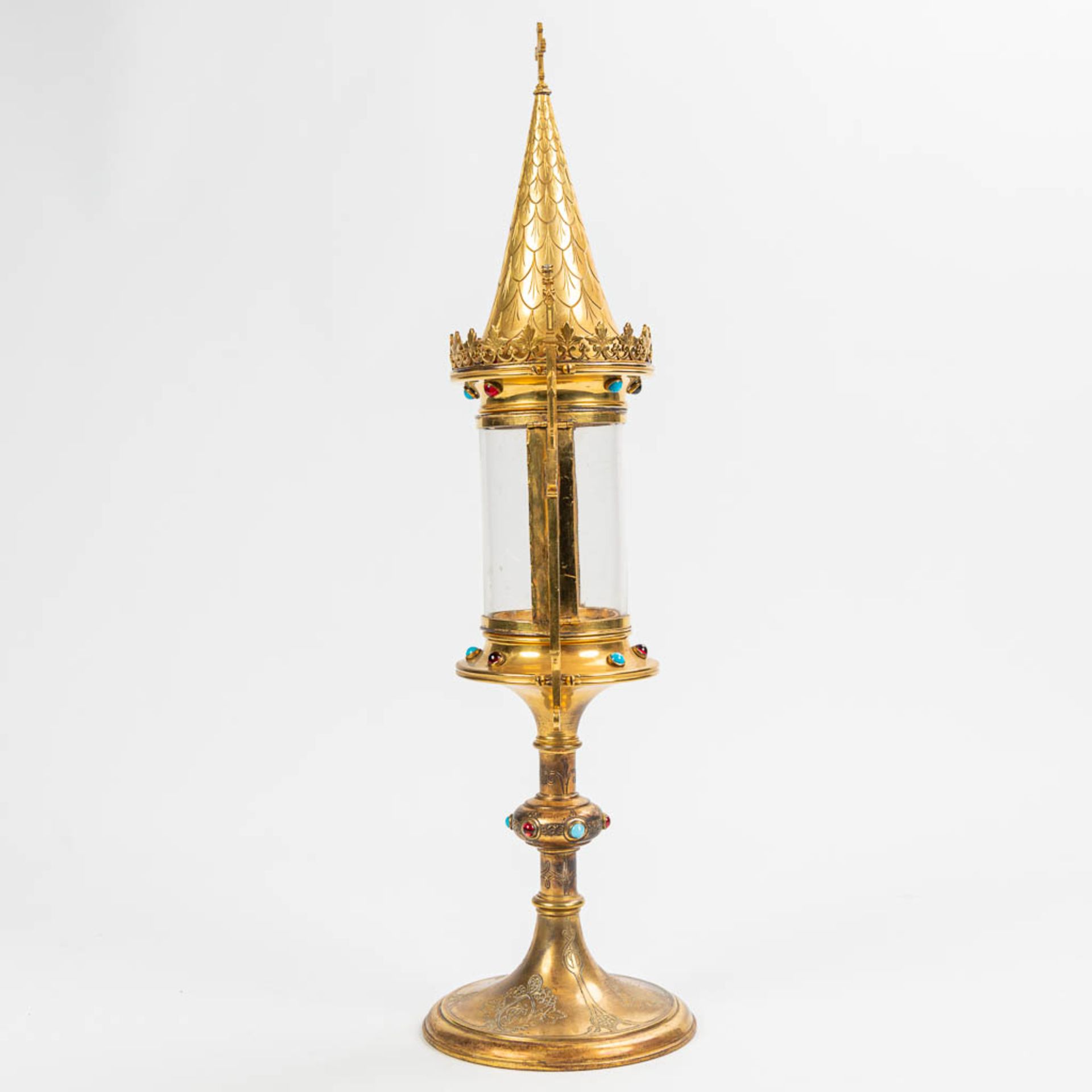 A monstrance, made of brass and glass in neogothic style - Image 2 of 12