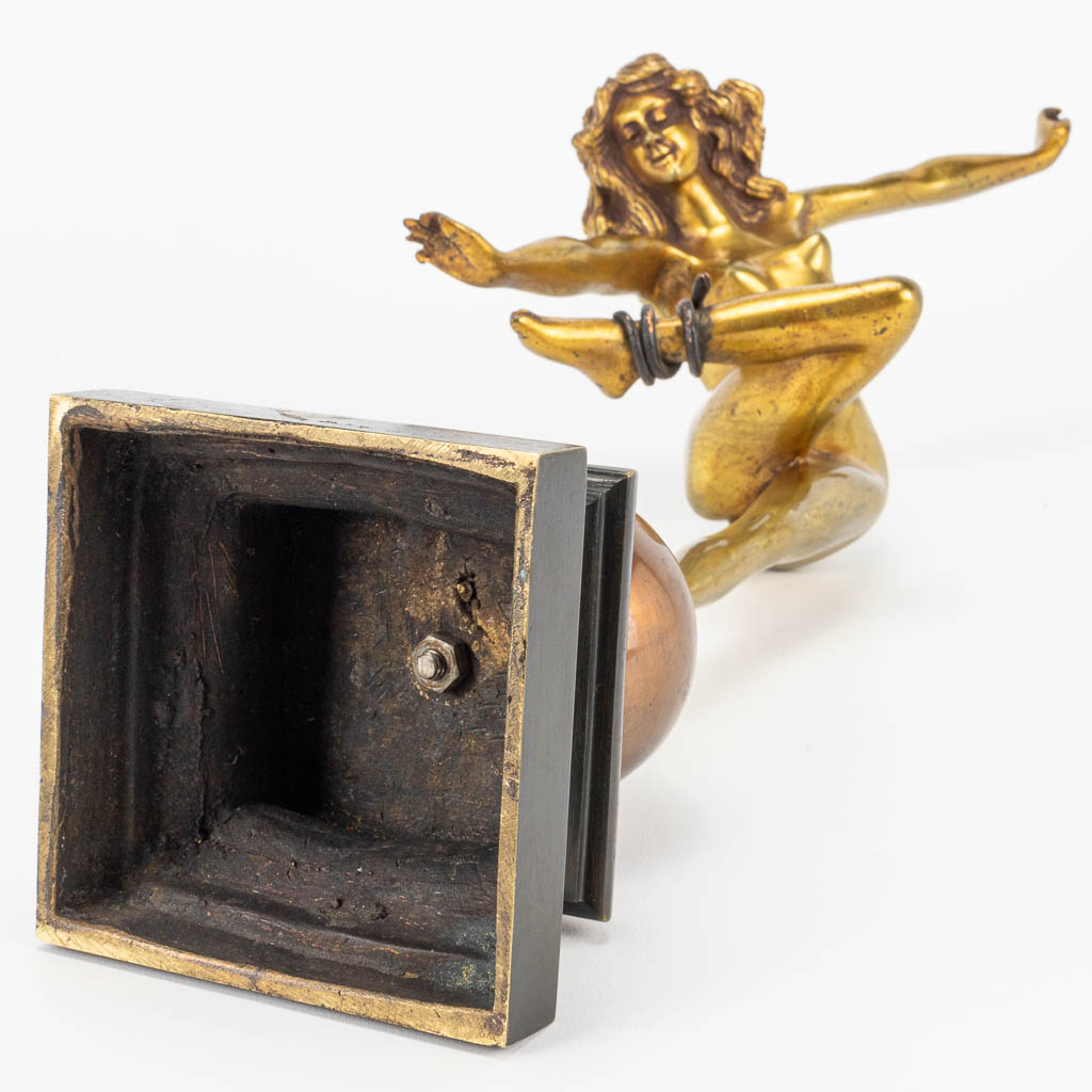 A figurative gilt bronze statue 'Snake Dancer' made in Art Deco style and mounted on a metal base - Image 4 of 11