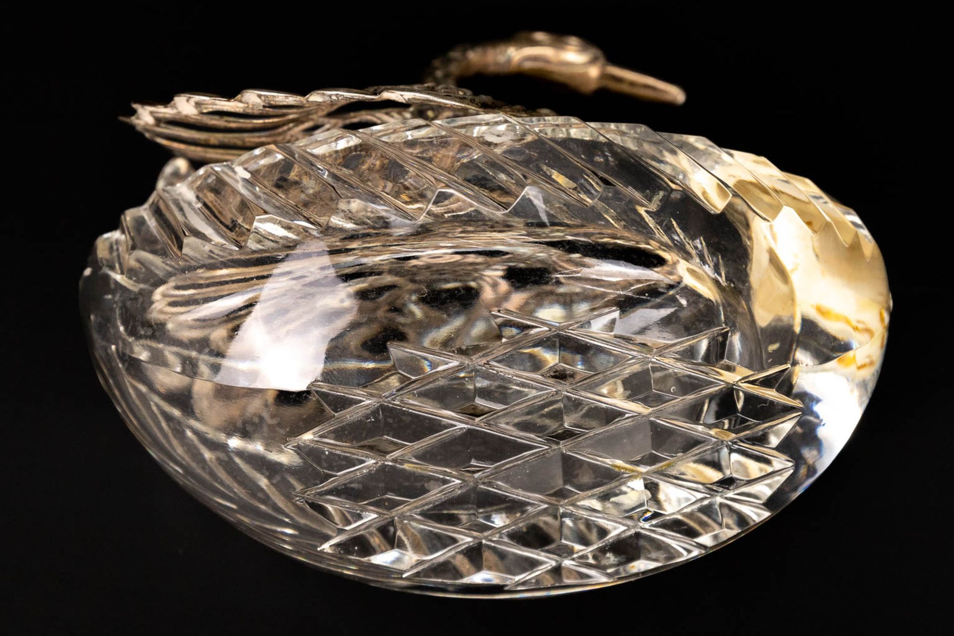 A collection of 3 sugar pots in the shape of a swan, made of crystal and solid silver. - Image 12 of 13