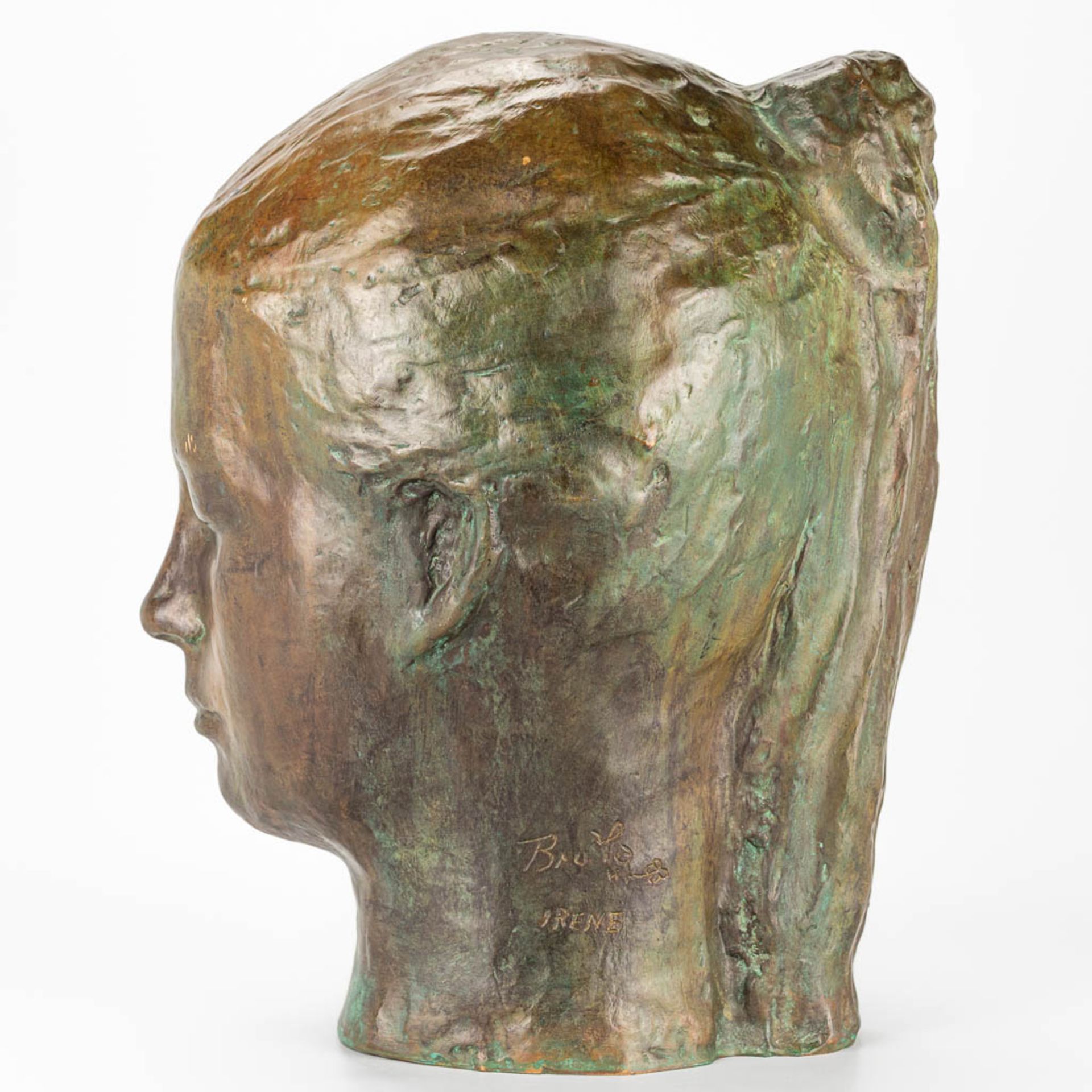 A figurative image of a young lady, made of polished bronze. Marked 'Irene' Brula - Image 8 of 9