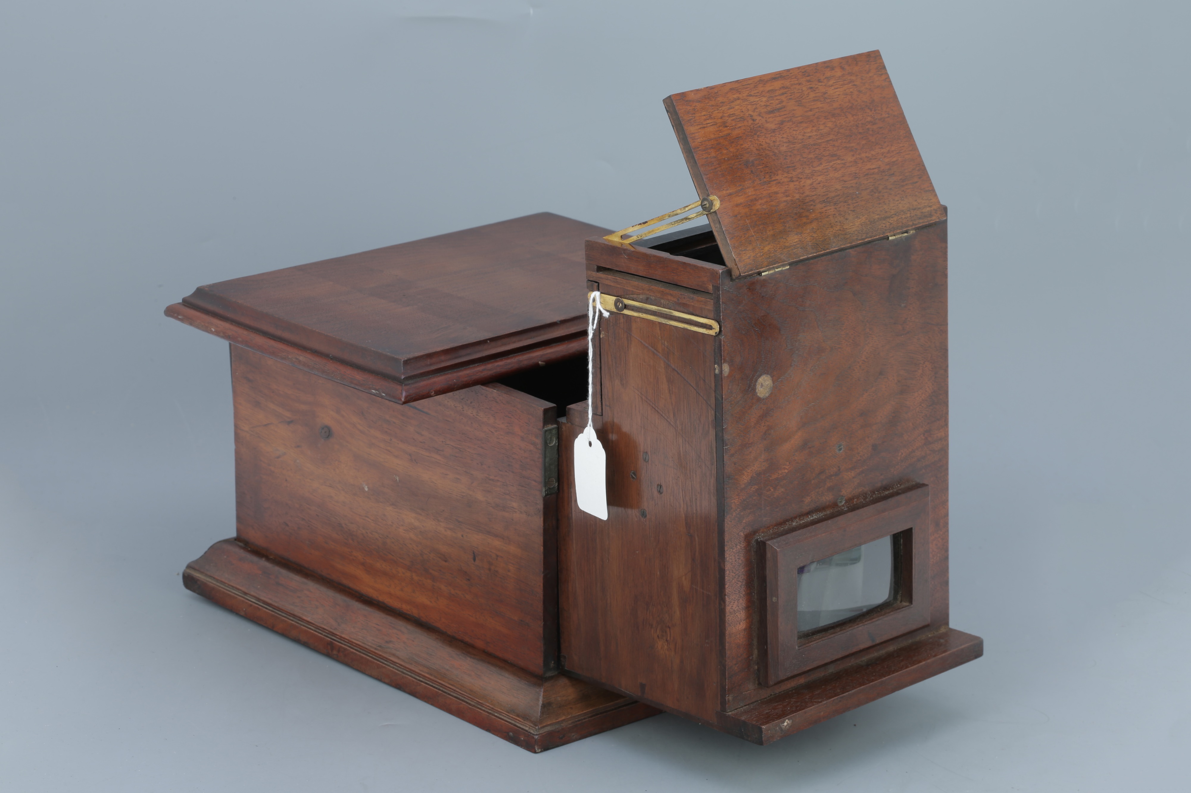 An Unusual Stereoscope / Stereo Viewer,