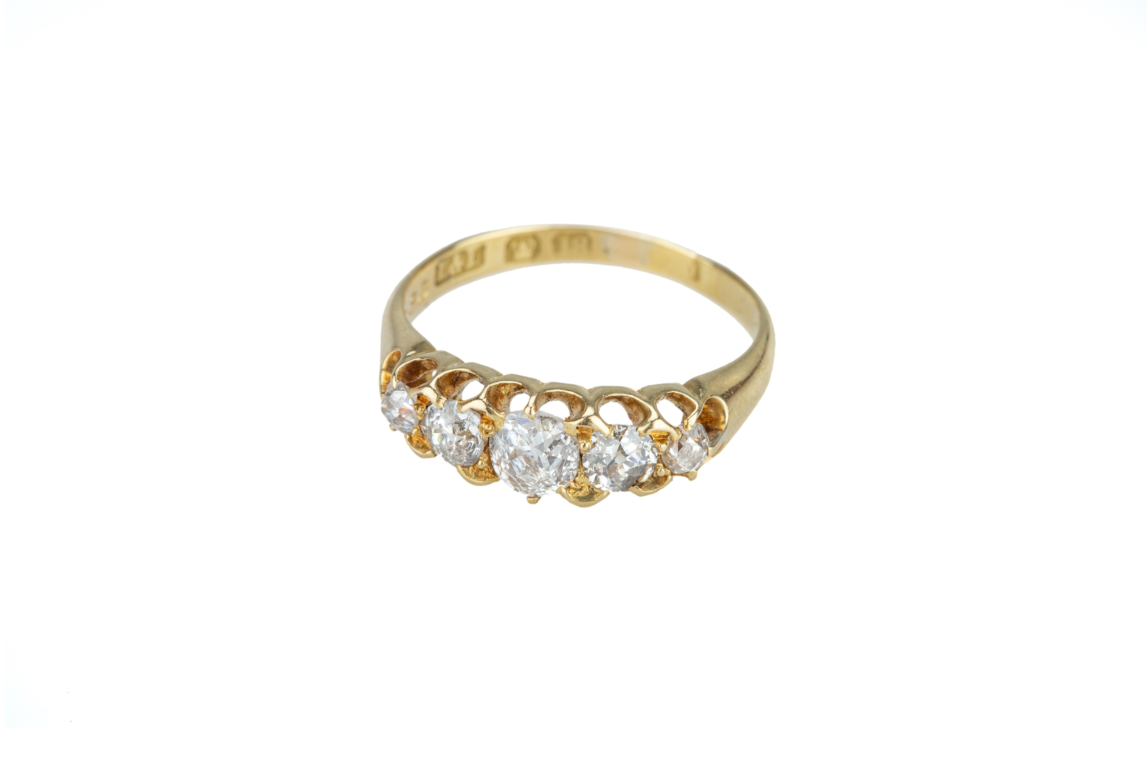 A Victorian 18 carat gold and diamond five stone ring. - Image 2 of 6