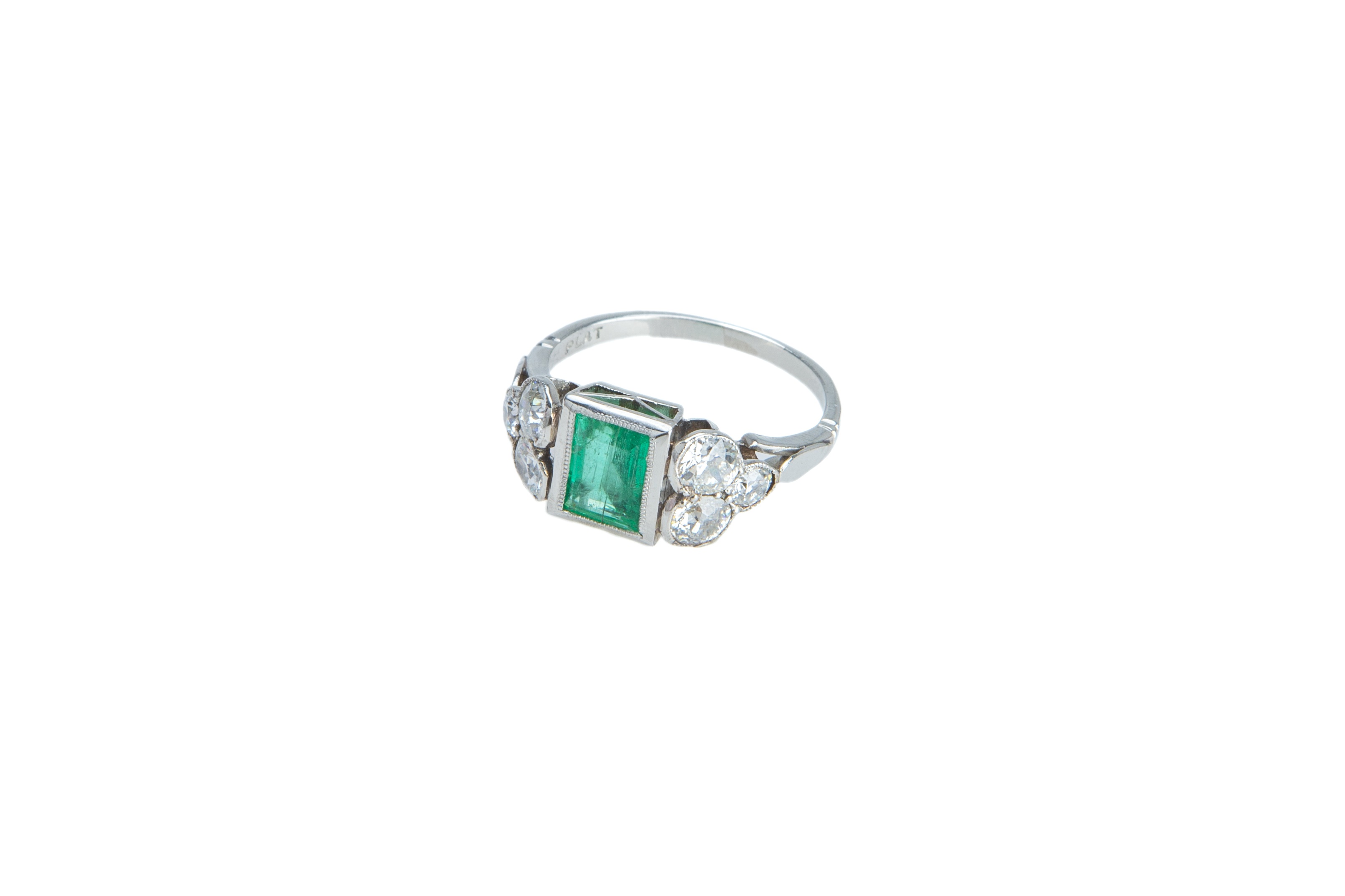 An Art Deco emerald and diamond ring. - Image 3 of 7