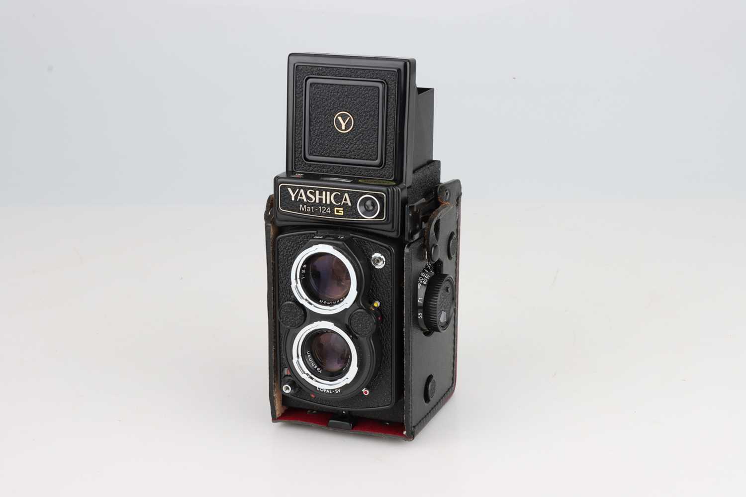 A Yashica MAT-124G Medium Format TLR Camera, - Image 2 of 4