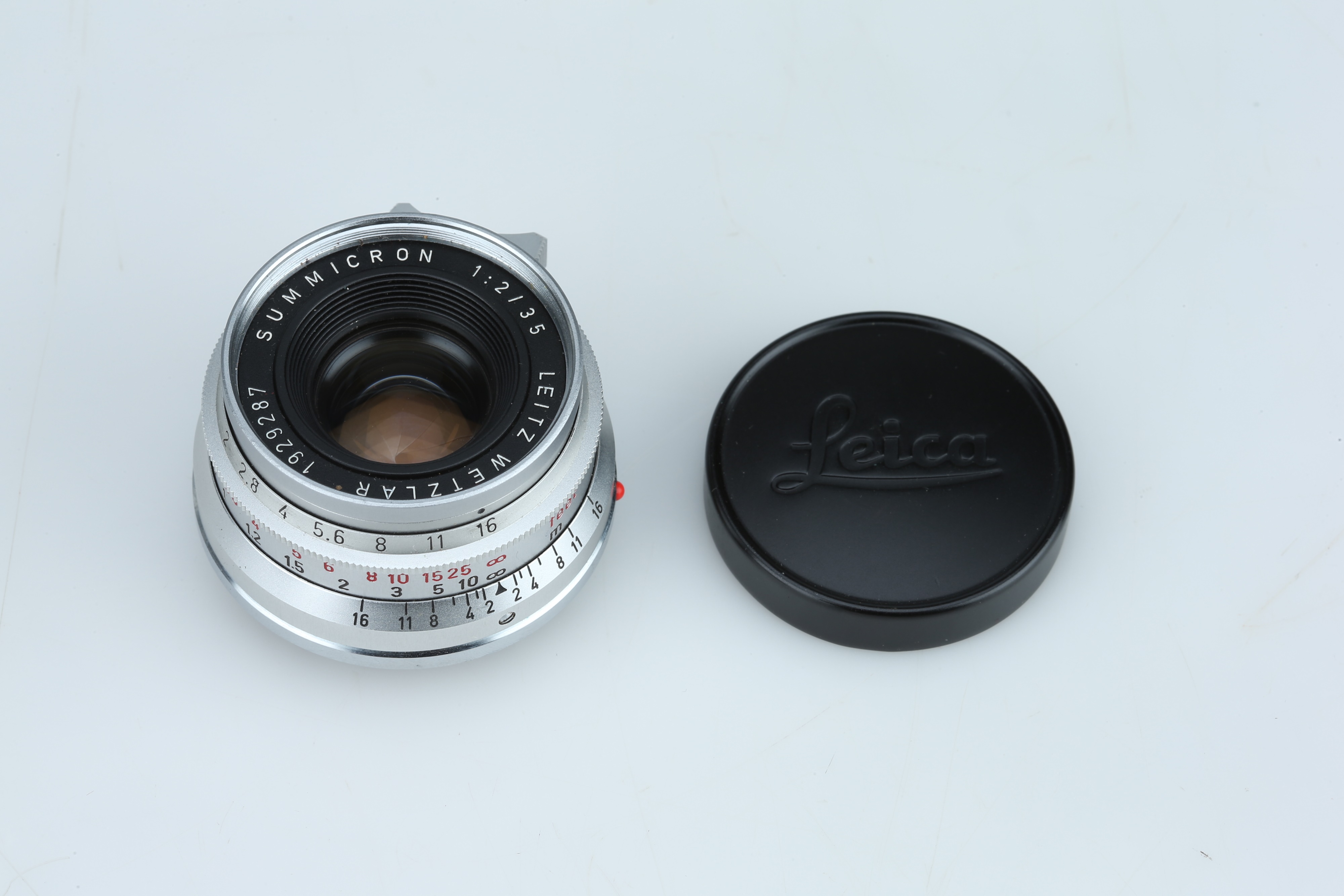 A Leitz Summicron 35mm f/2 Lens, - Image 2 of 3