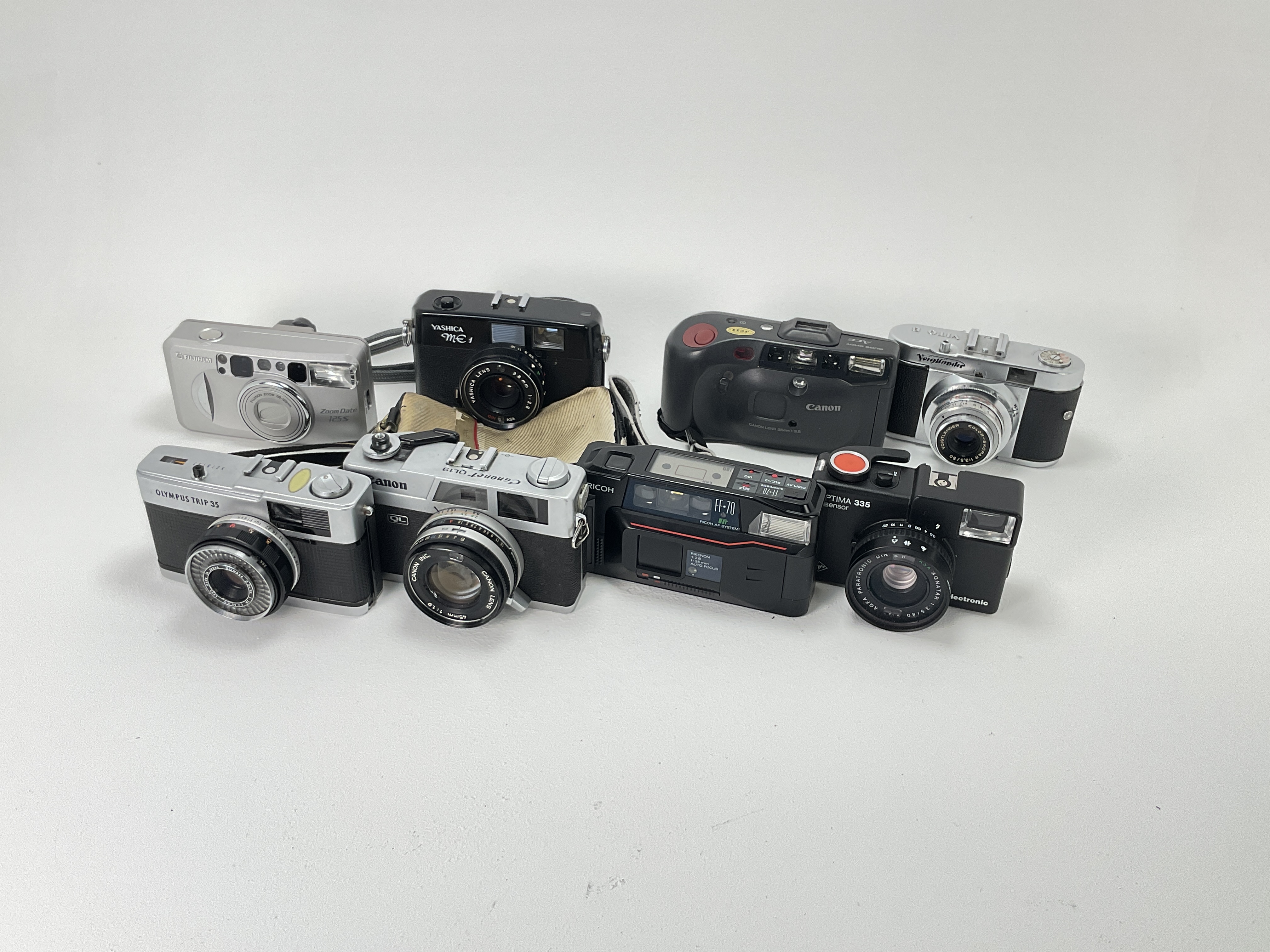 A Mixed Selection of 35mm Cameras, - Image 2 of 2