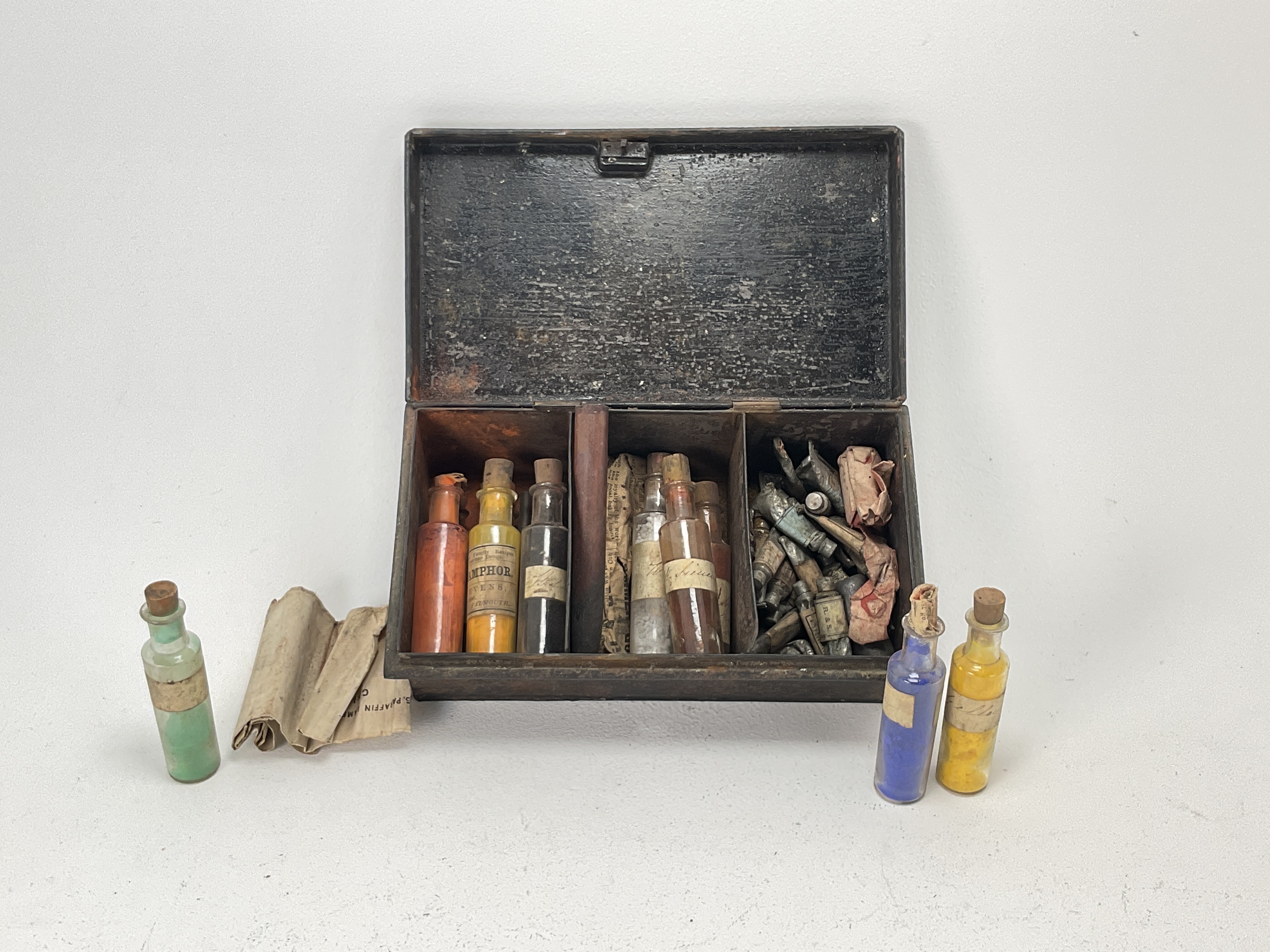 A Small Metal Case of Pigments, - Image 2 of 2