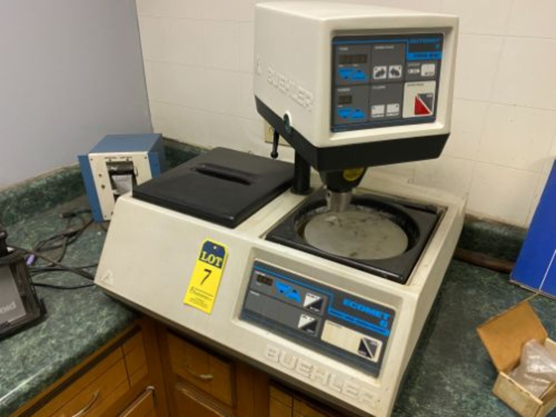 BUEHLER ECOMET 6 TWIN POLISHER WITH AUTOMET 2 HEAD