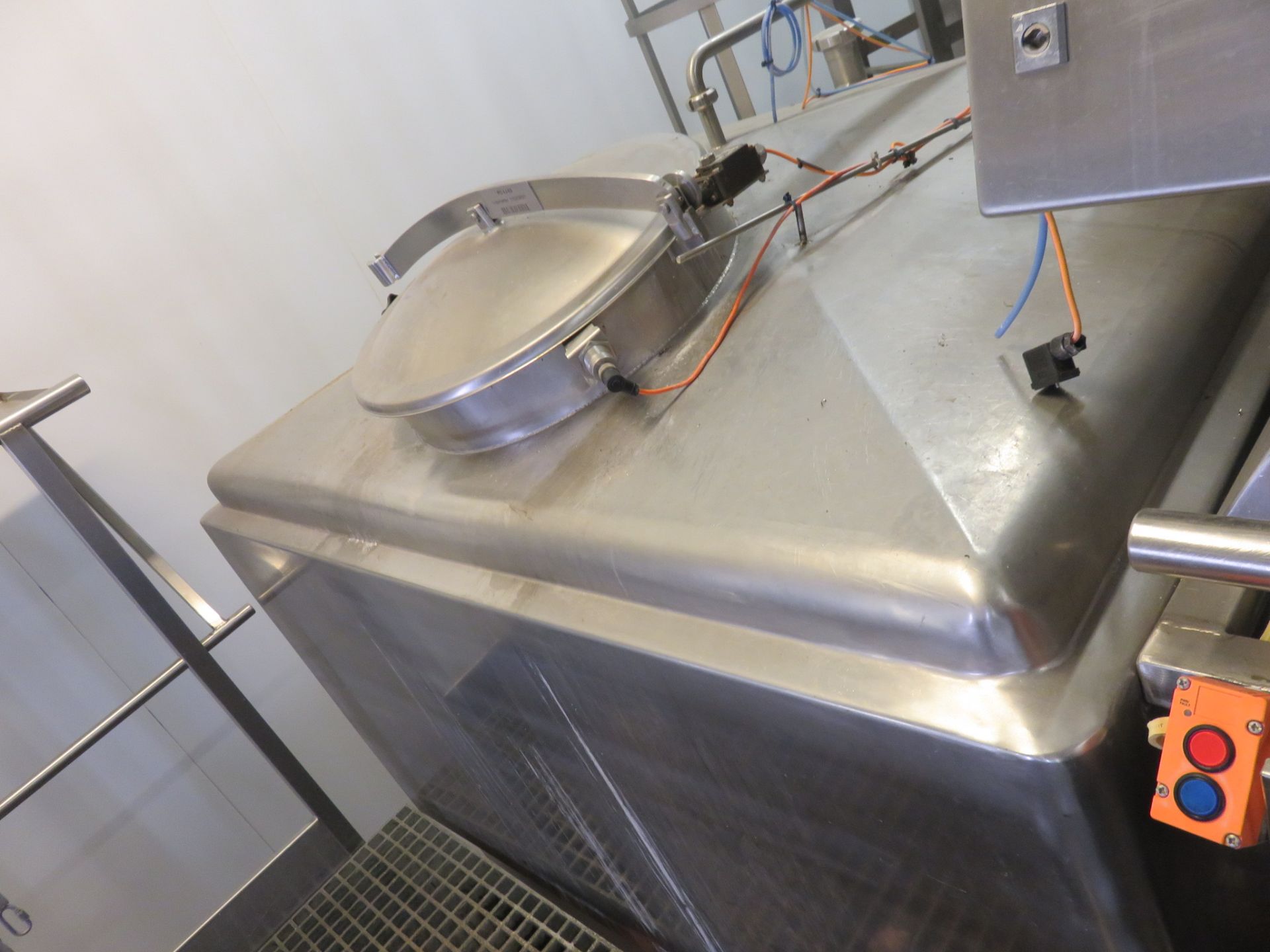 COMBINATION LOT - COMPLETE APV SYSTEM CAPABLE OF PRODUCING ALL TYPES OF DESSERTS, FILLINGS ETC. - Image 67 of 73